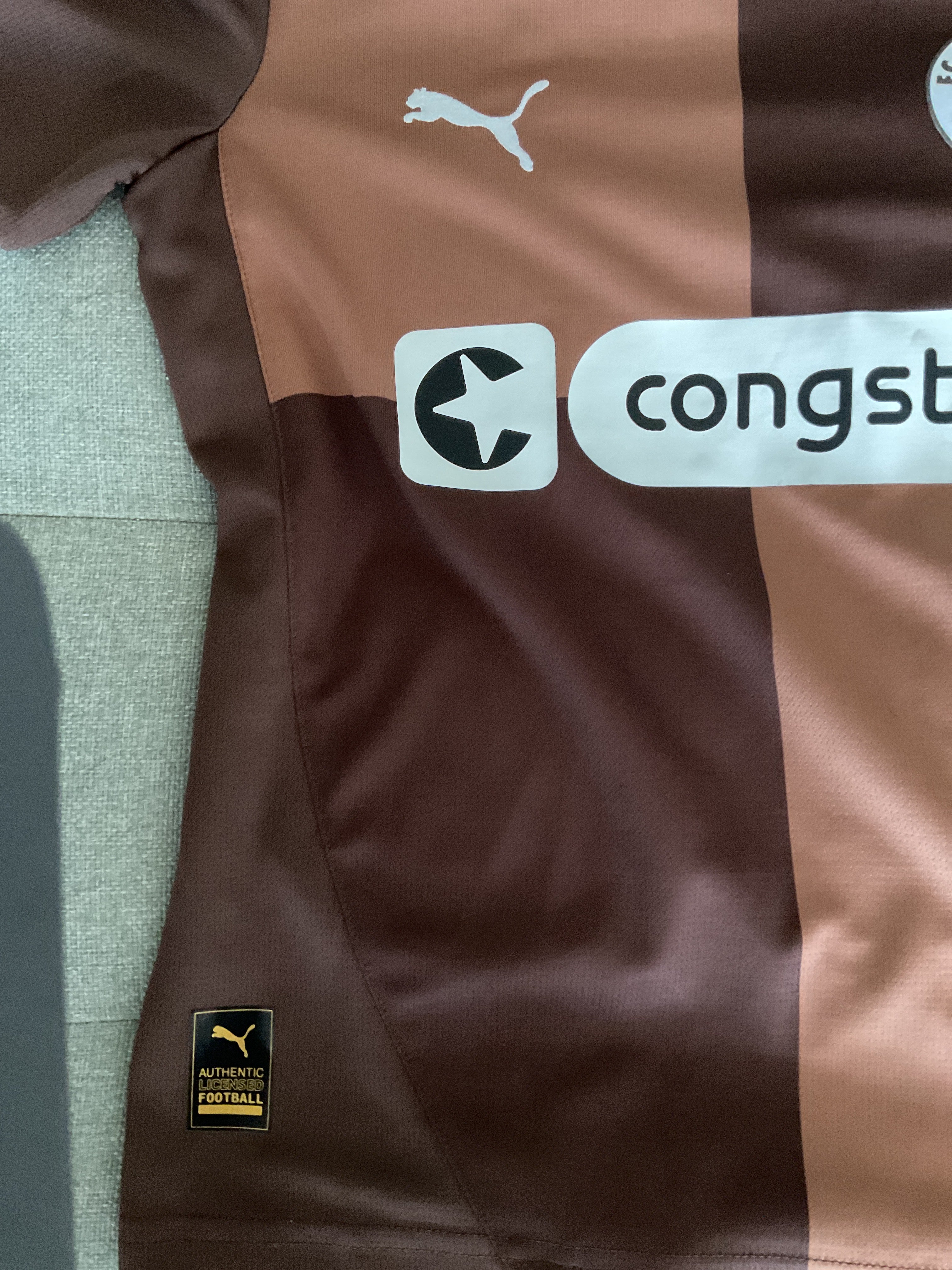 St.Pauli Kids Home Shirt. Size 9-10 Years