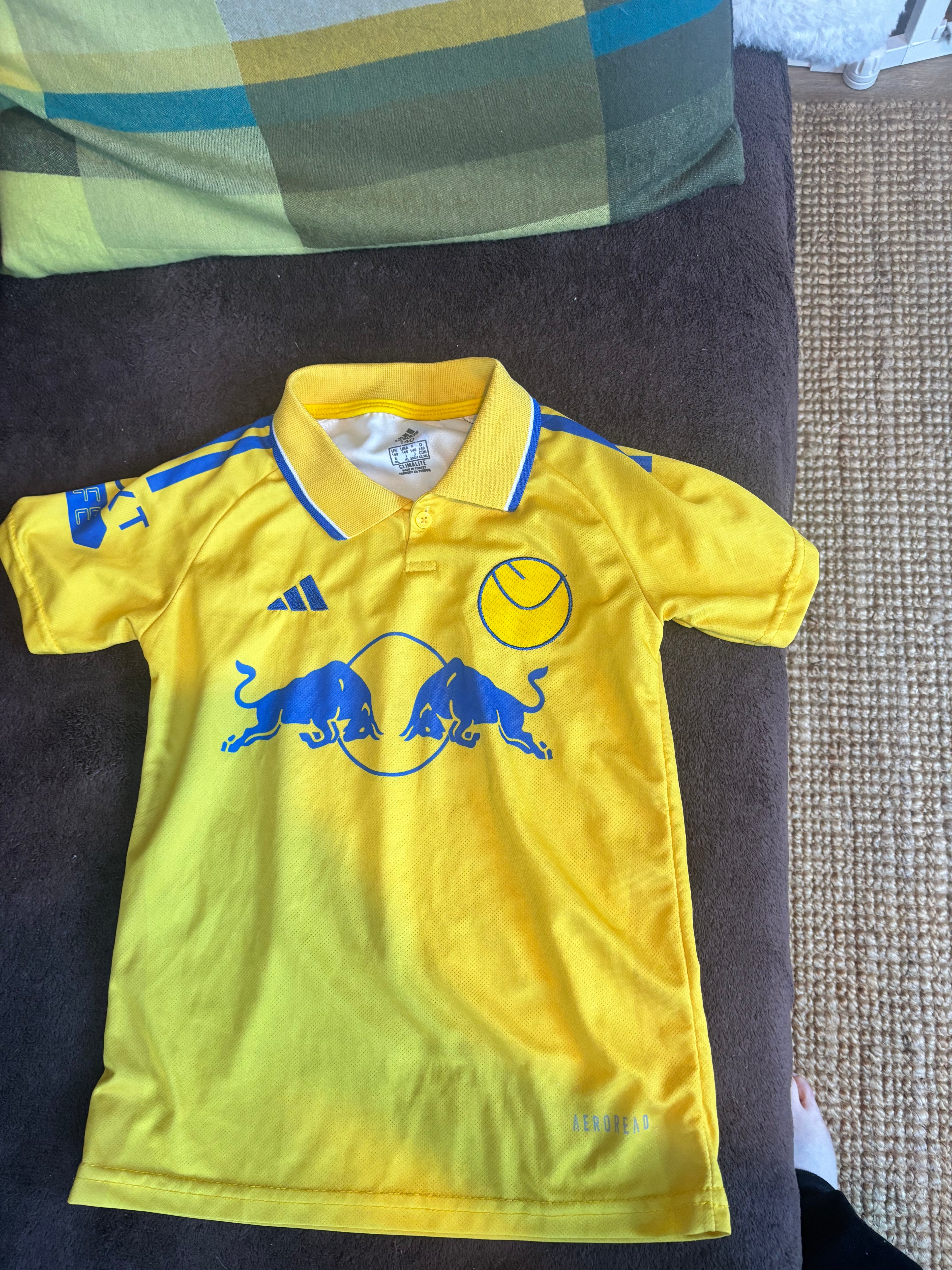 Leeds United Away Kit 24/25. Kids Size XL.