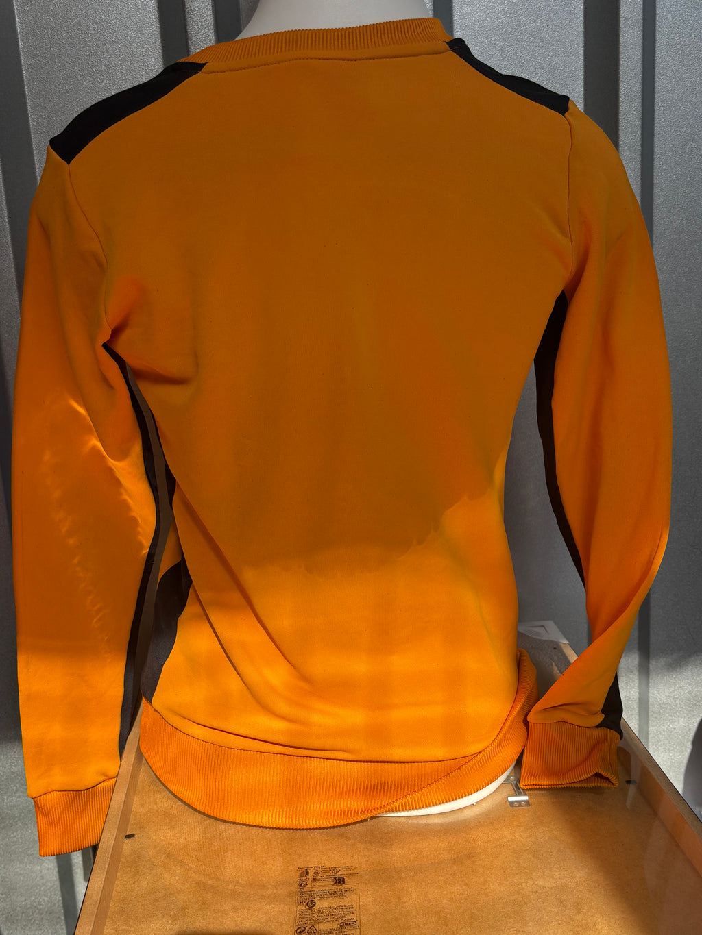 Hull City Kids Sweatshirt. Size Large Boys.