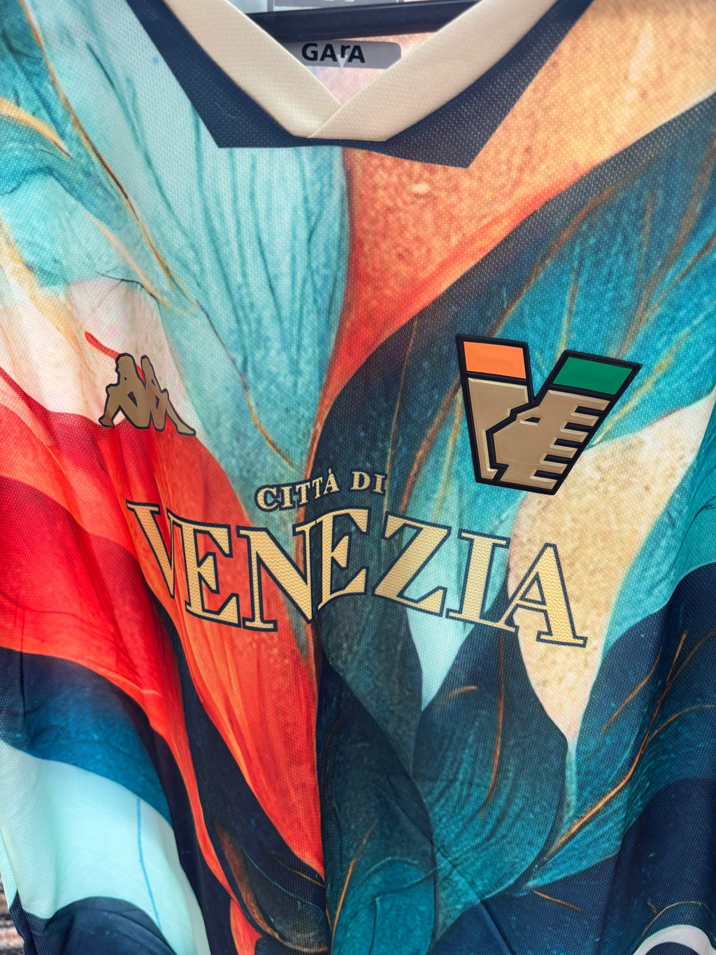 Italy. Venezia 2022 Special Edition Shirt. Size 2XL.