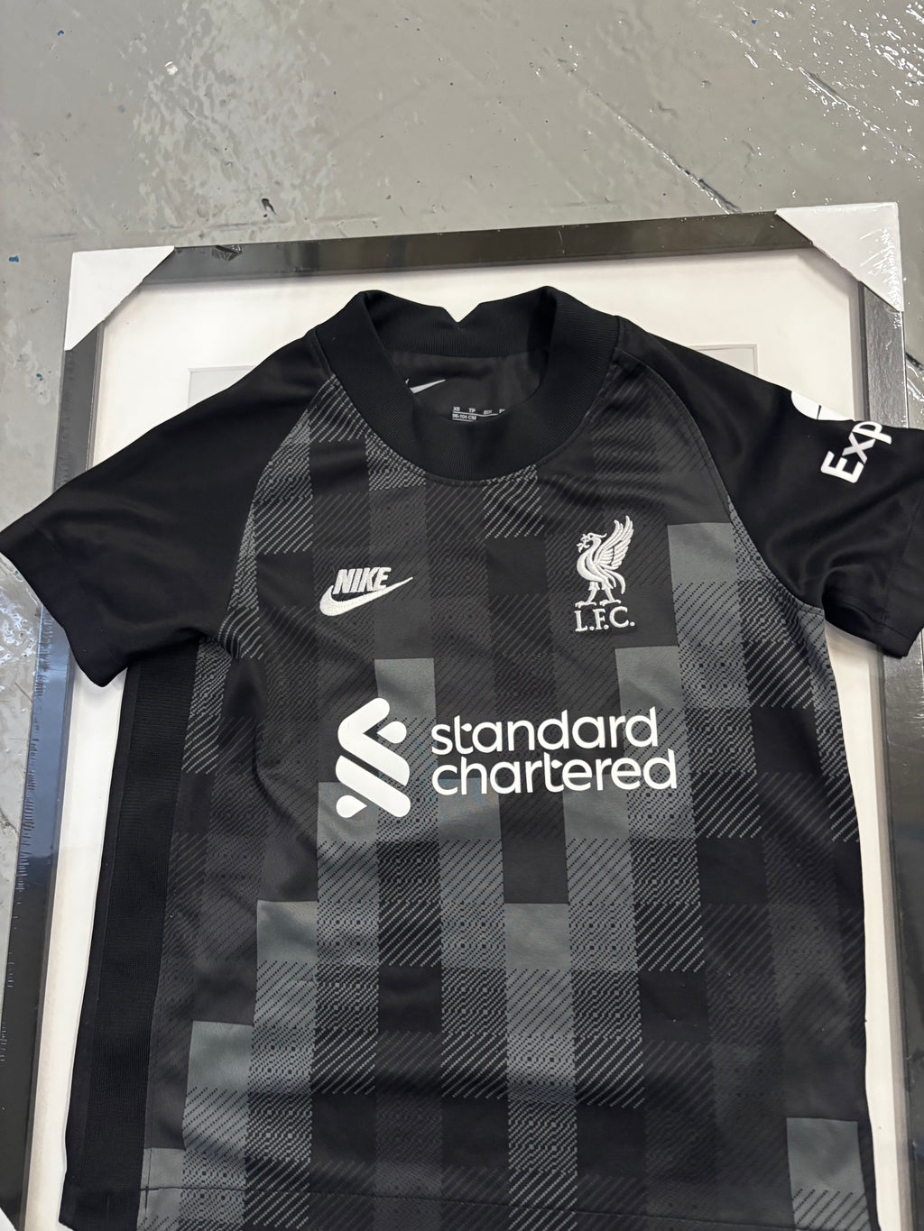 Liverpool Kids Goal Keeper Shirt. Size XS