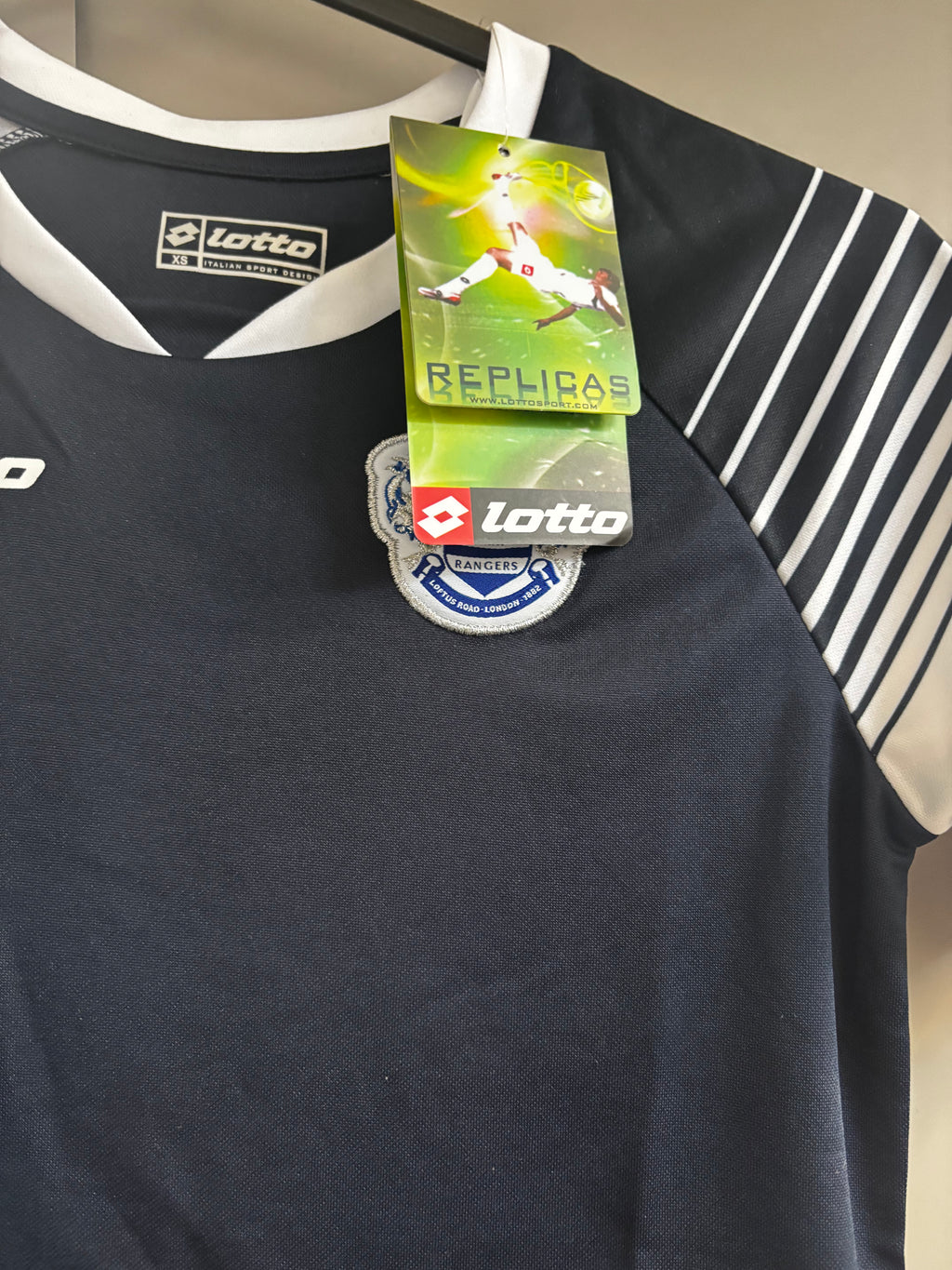Queens Park Rangers Kids Away Shirt. Size XS.