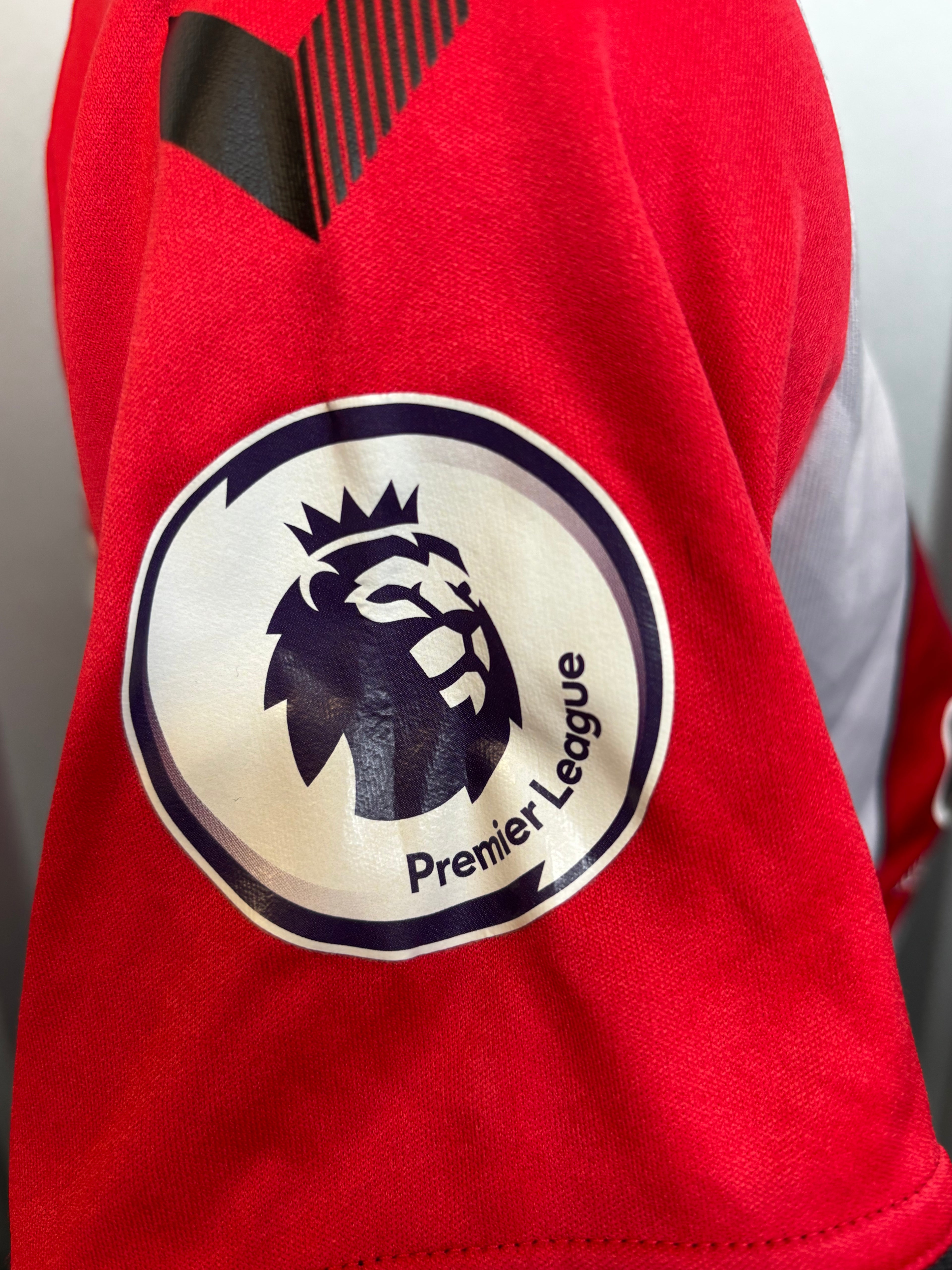 Southampton Home Shirt Small. Ward-Prowse 8.