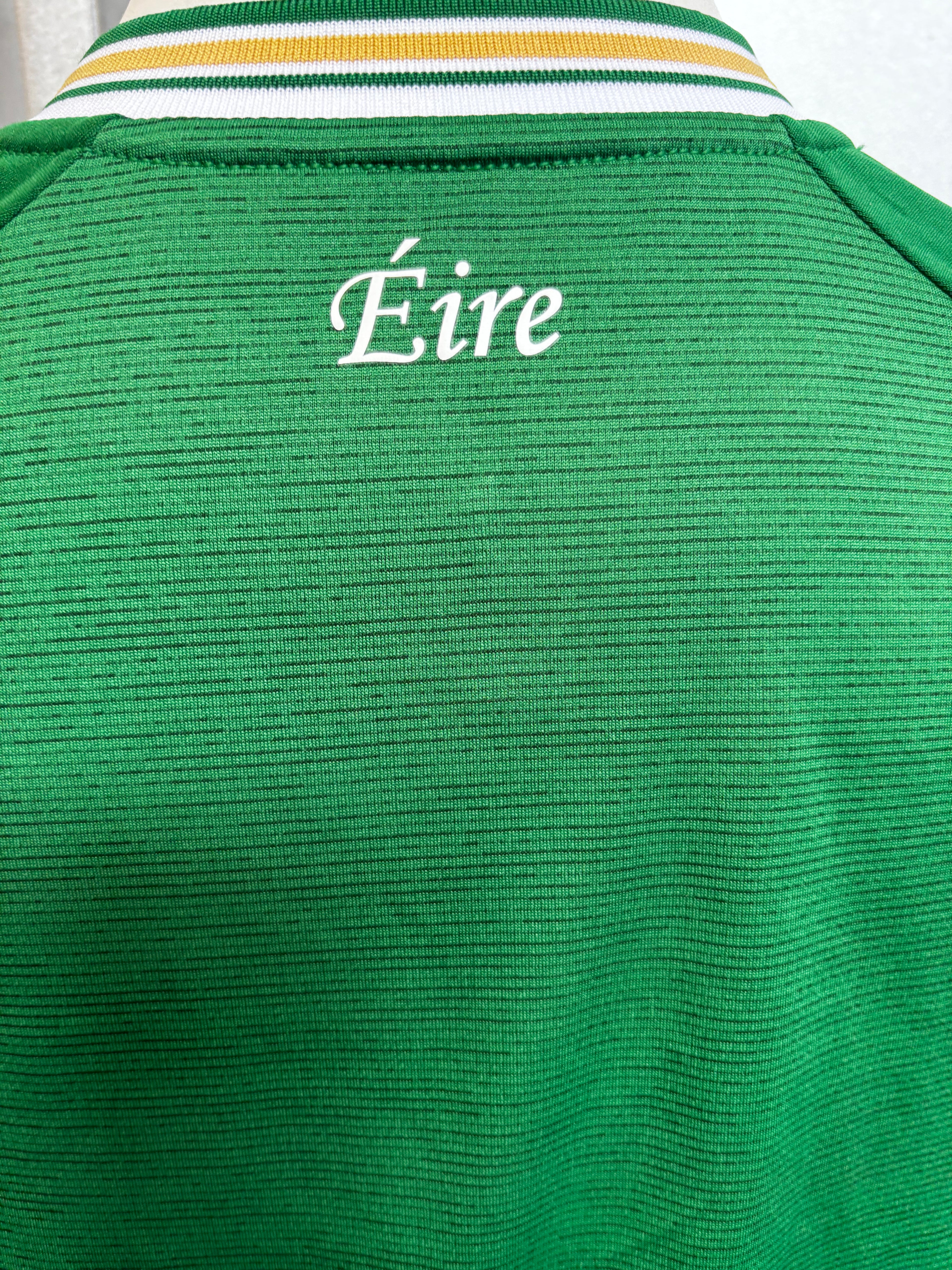 Ireland Kids Home Shirt. Size Youth XL