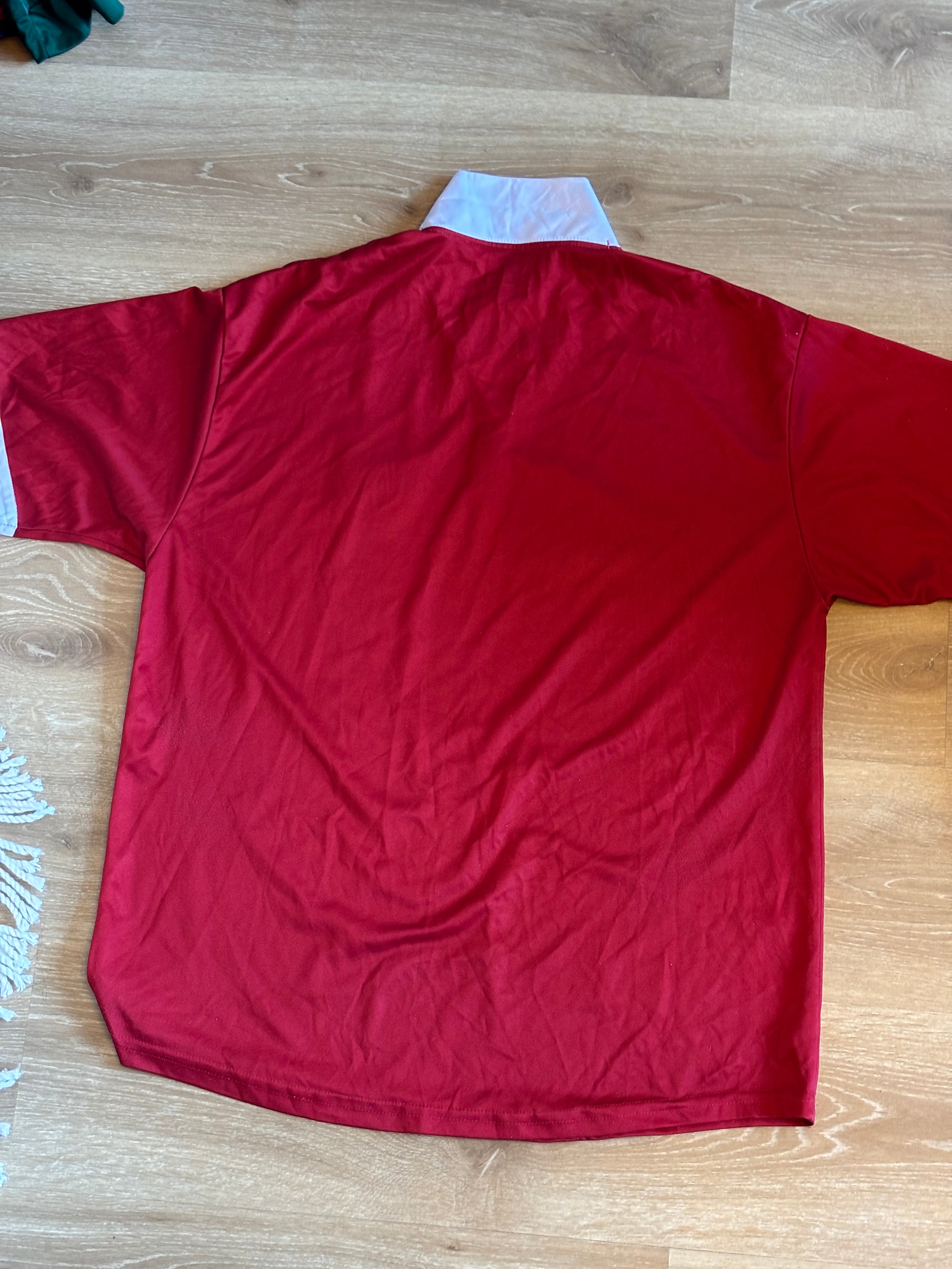 FC United of Manchester home shirt size XL