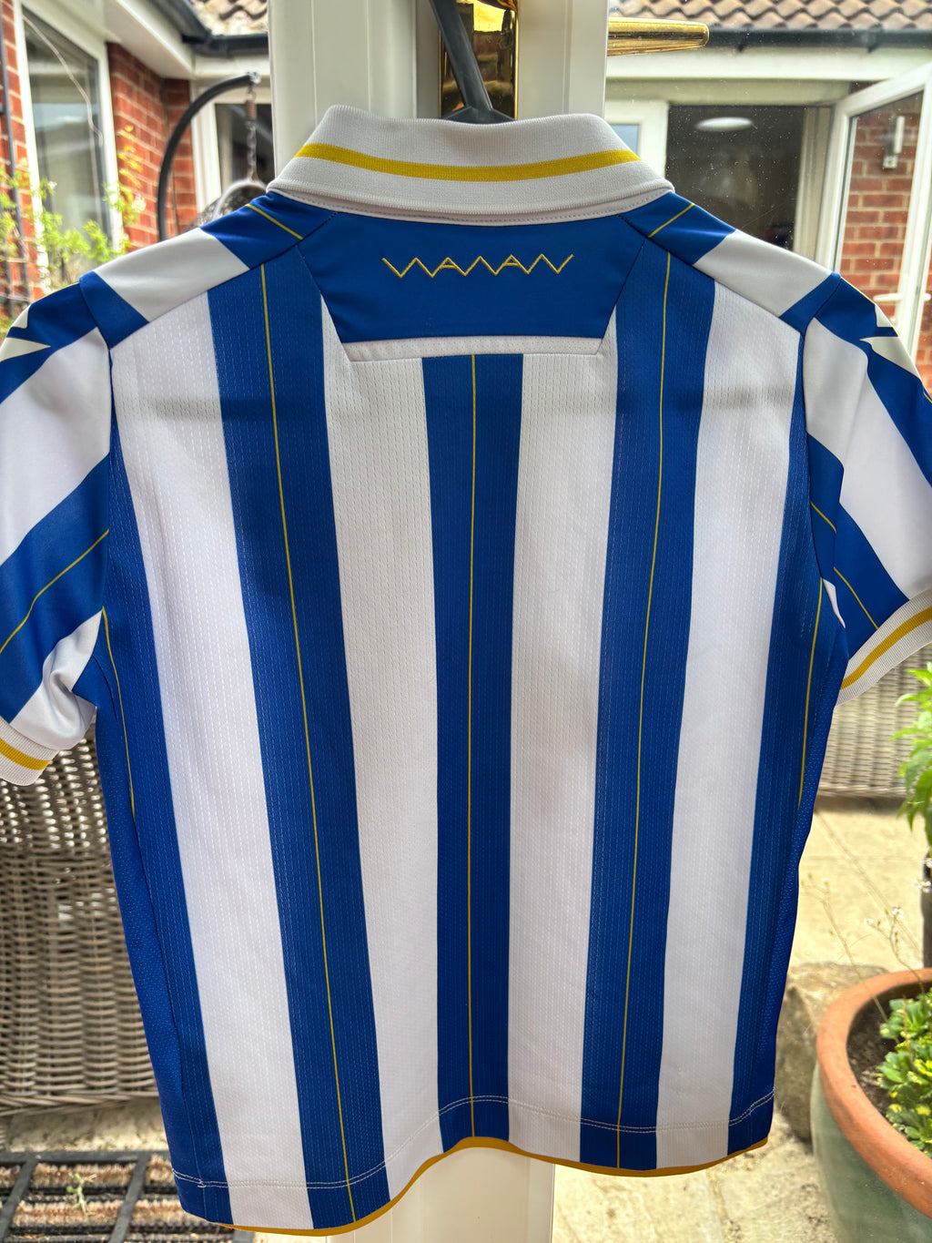Sheffield Wednesday 2023/24 Home Shirt. Size Medium Junior.