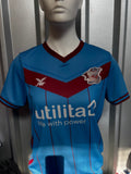 Scunthorpe United Home Shirt. Size Medium.