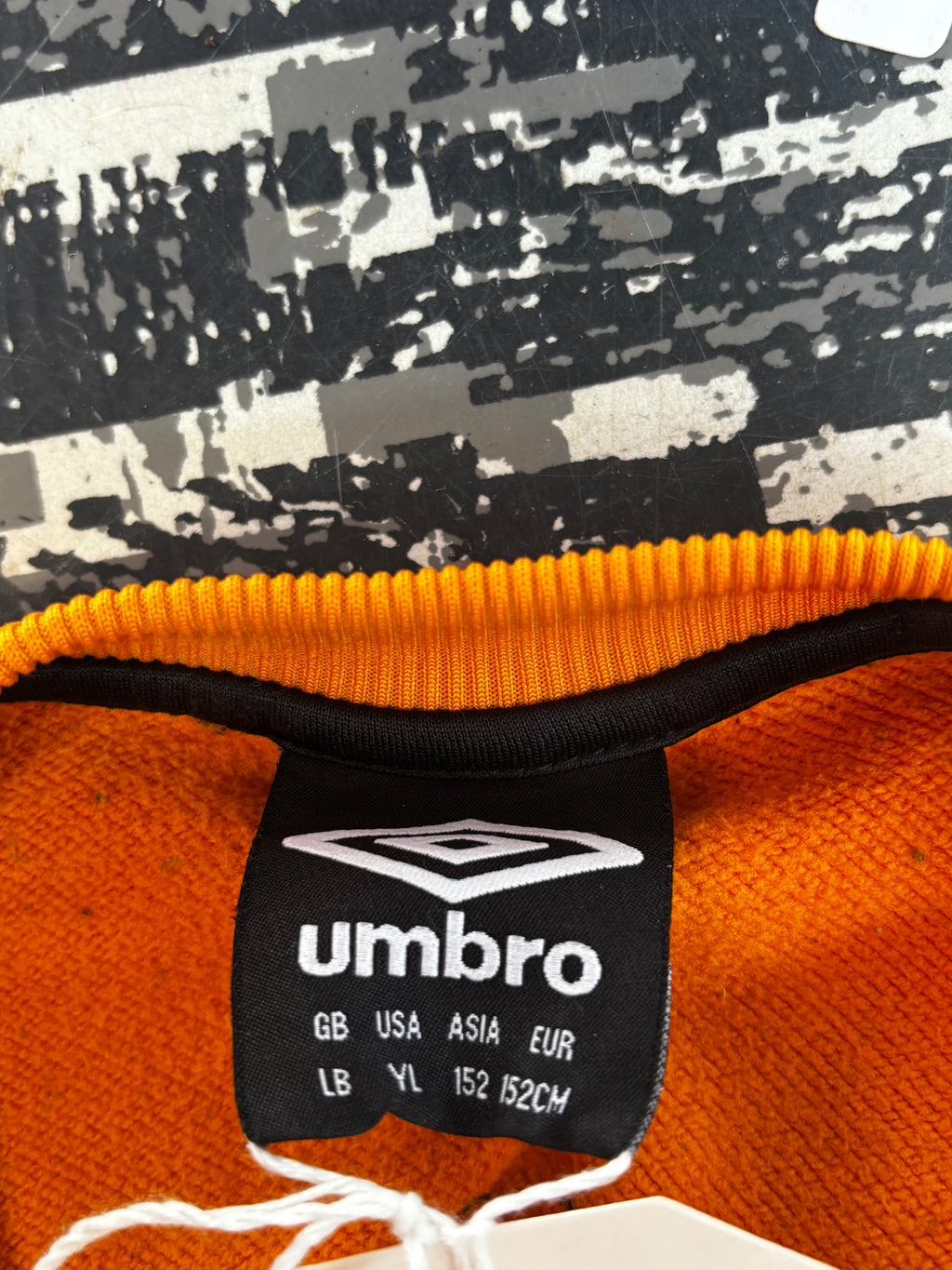 Hull City Kids Sweatshirt. Size Large Boys.