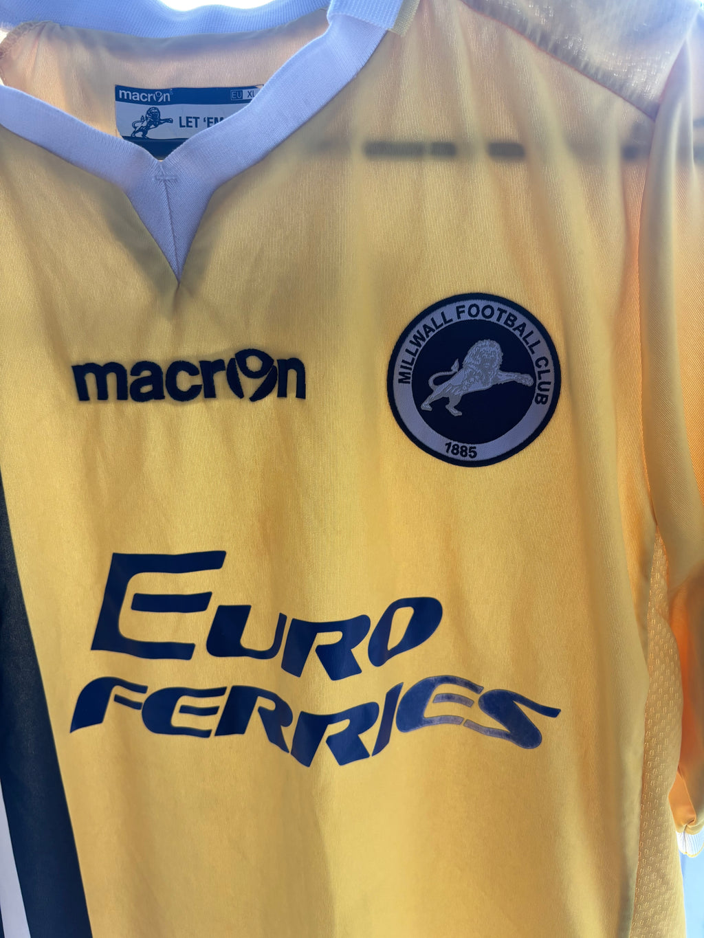 Millwall Away Shirt 2014/2015. Size XL.