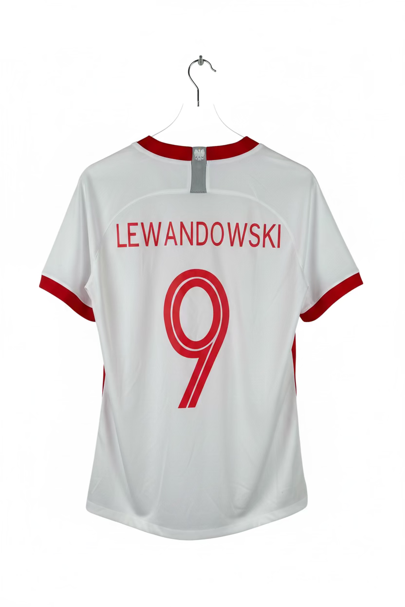 Poland Shirt. Lewandowski 9. Size Medium.