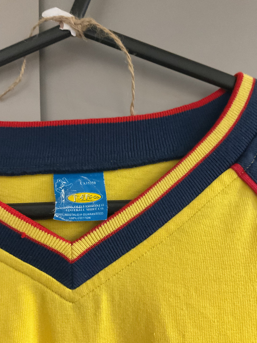 Arsenal 1980s Toffs Retro Shirt. Size XL.