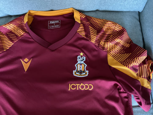 Bradford City Home Shirt 25/26. Size Large.