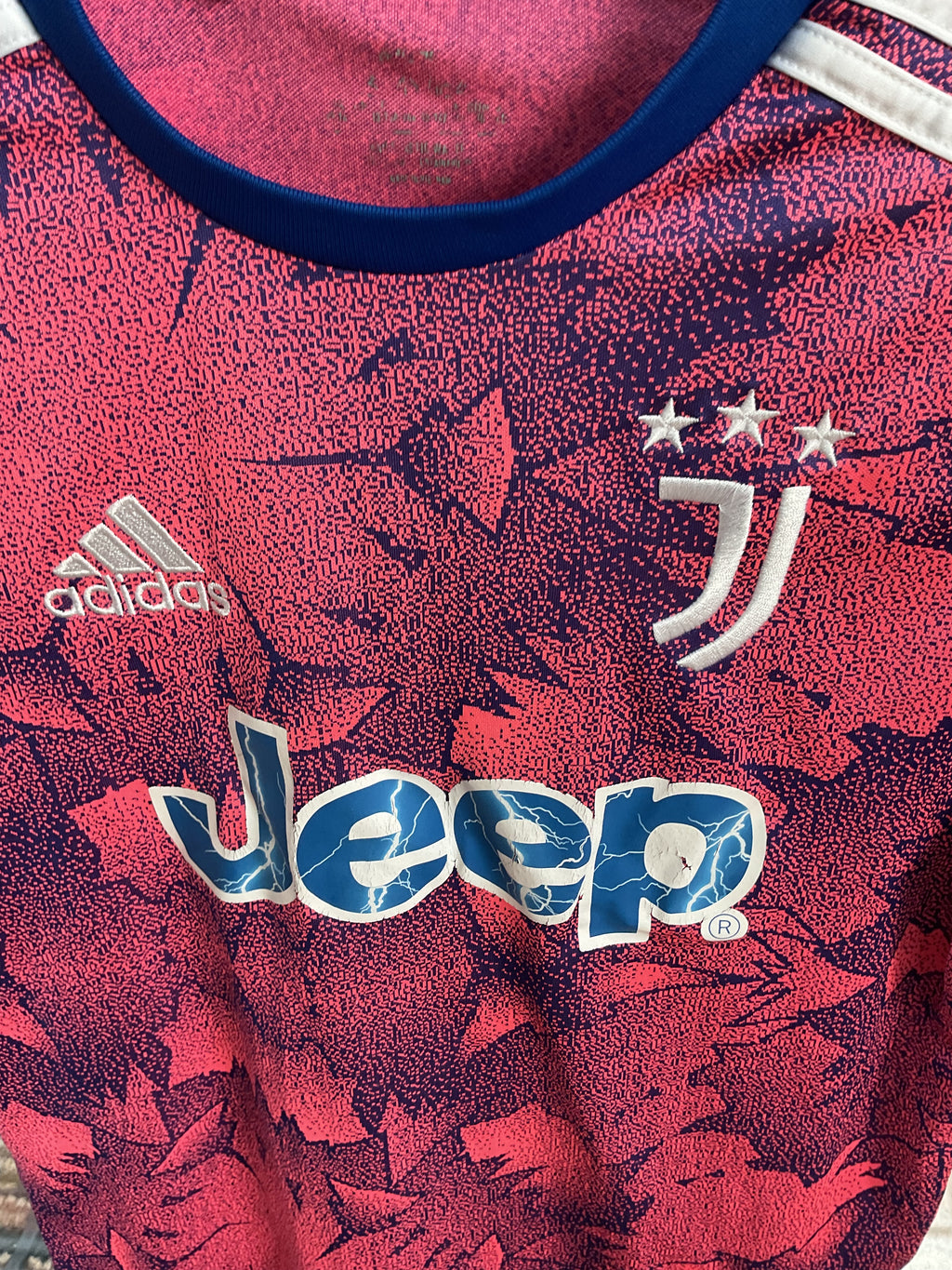 Juventus Away Shirt. Kids Age 10 Years.