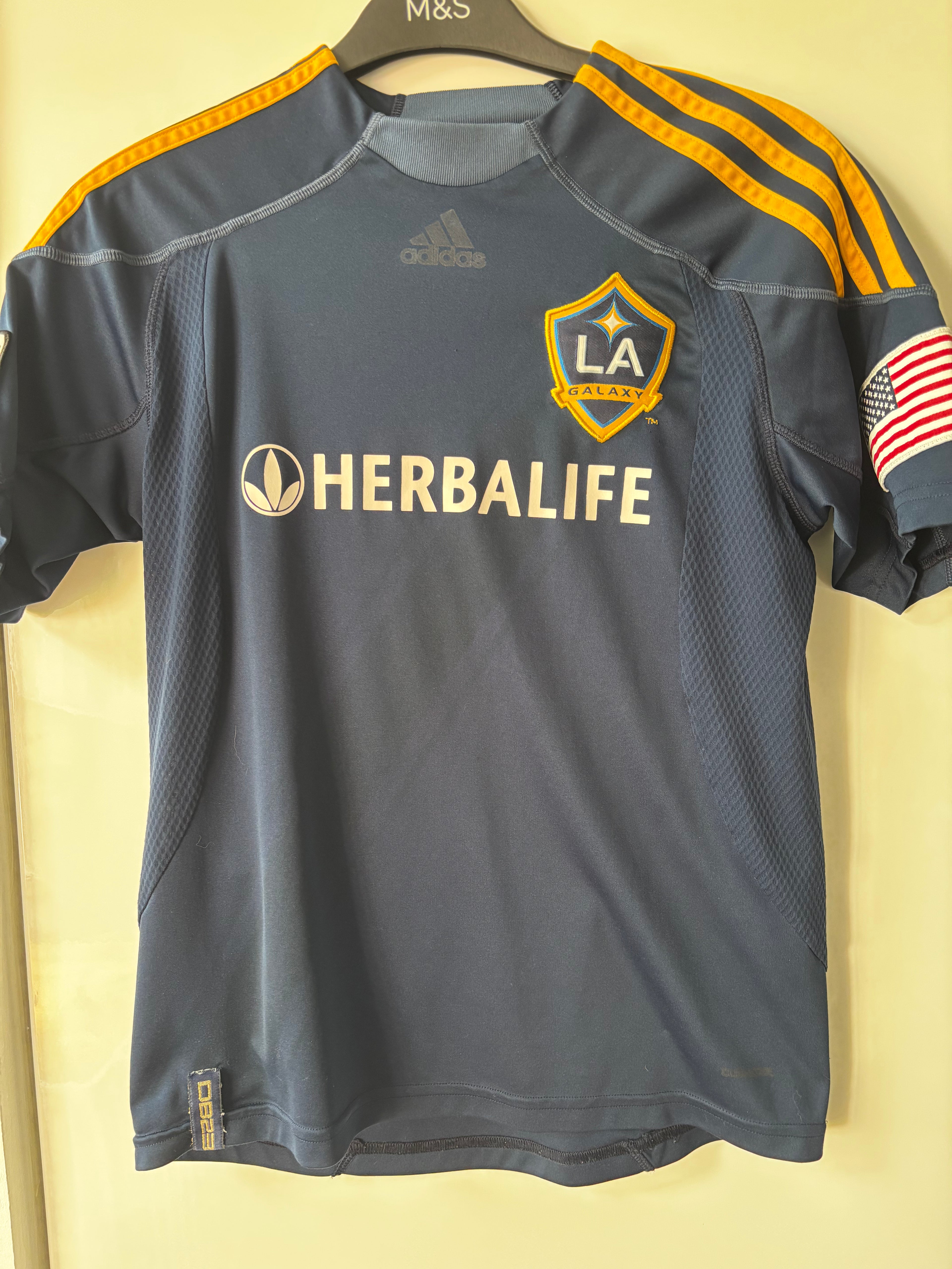 LA Galaxy Away Shirt. Beckham 23. Kids Size Age 10.