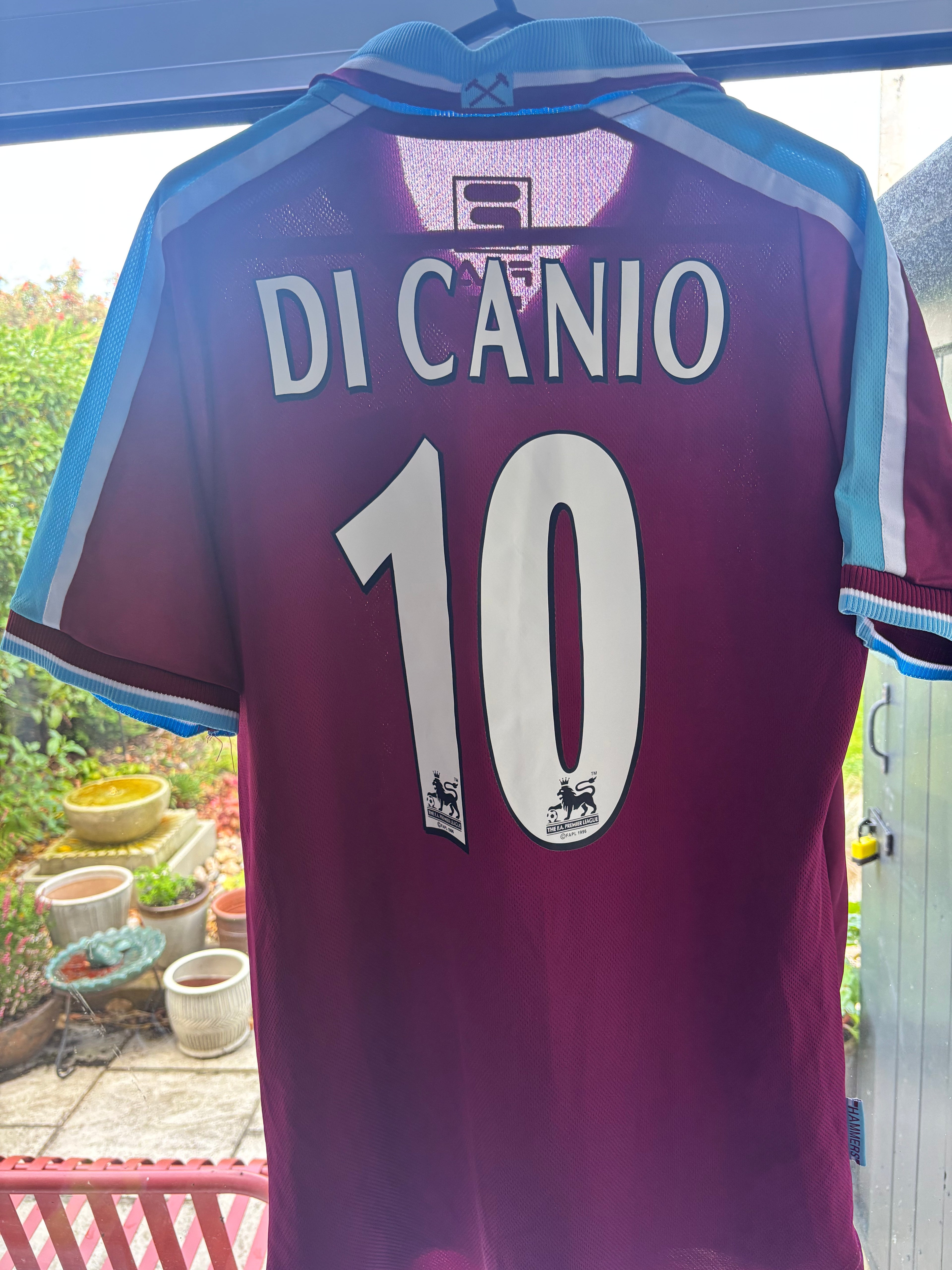 West Ham United Home Shirt 1999-00. Size Medium. Di Canio 10.