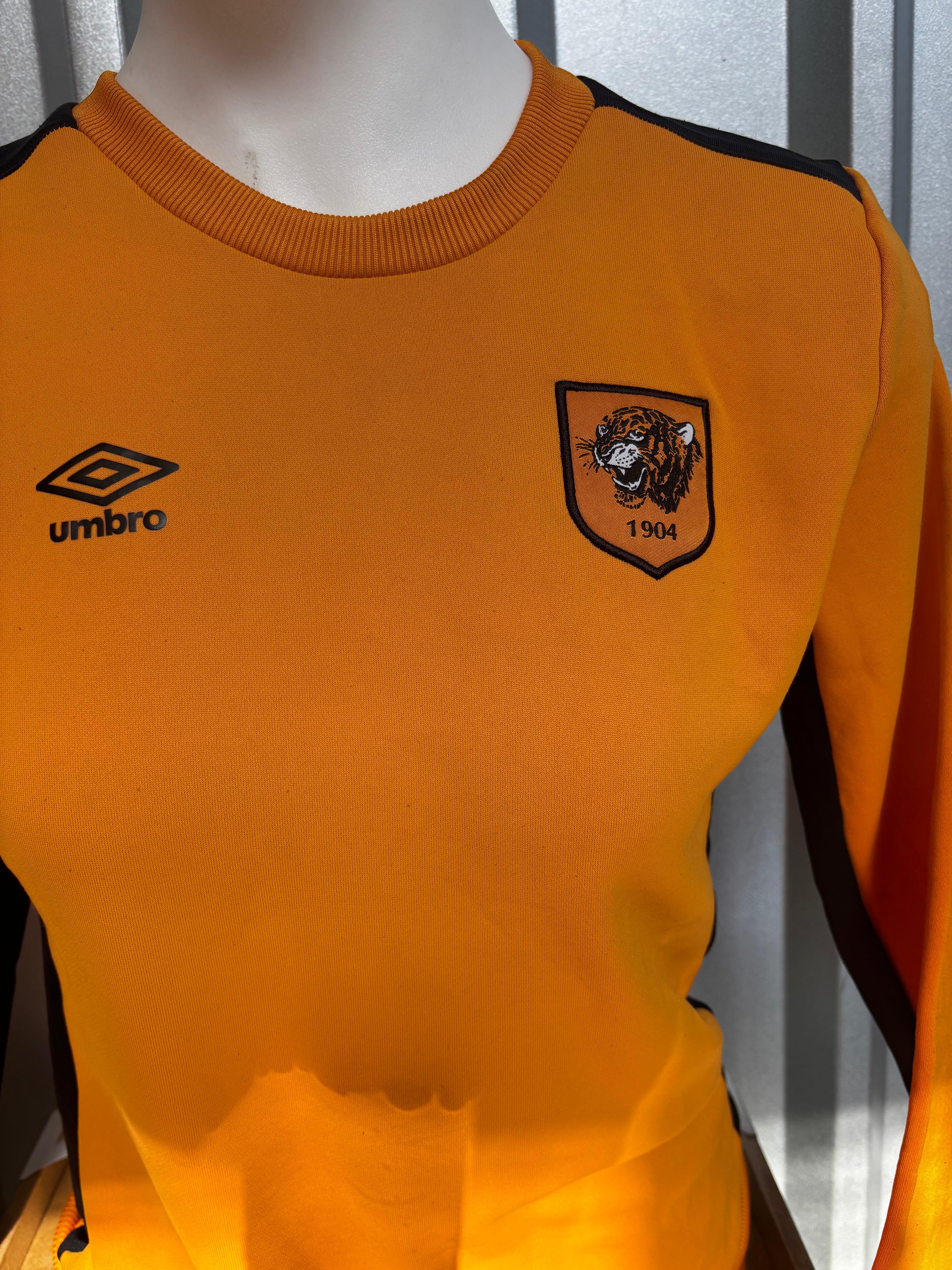 Hull City Kids Sweatshirt. Size Large Boys.