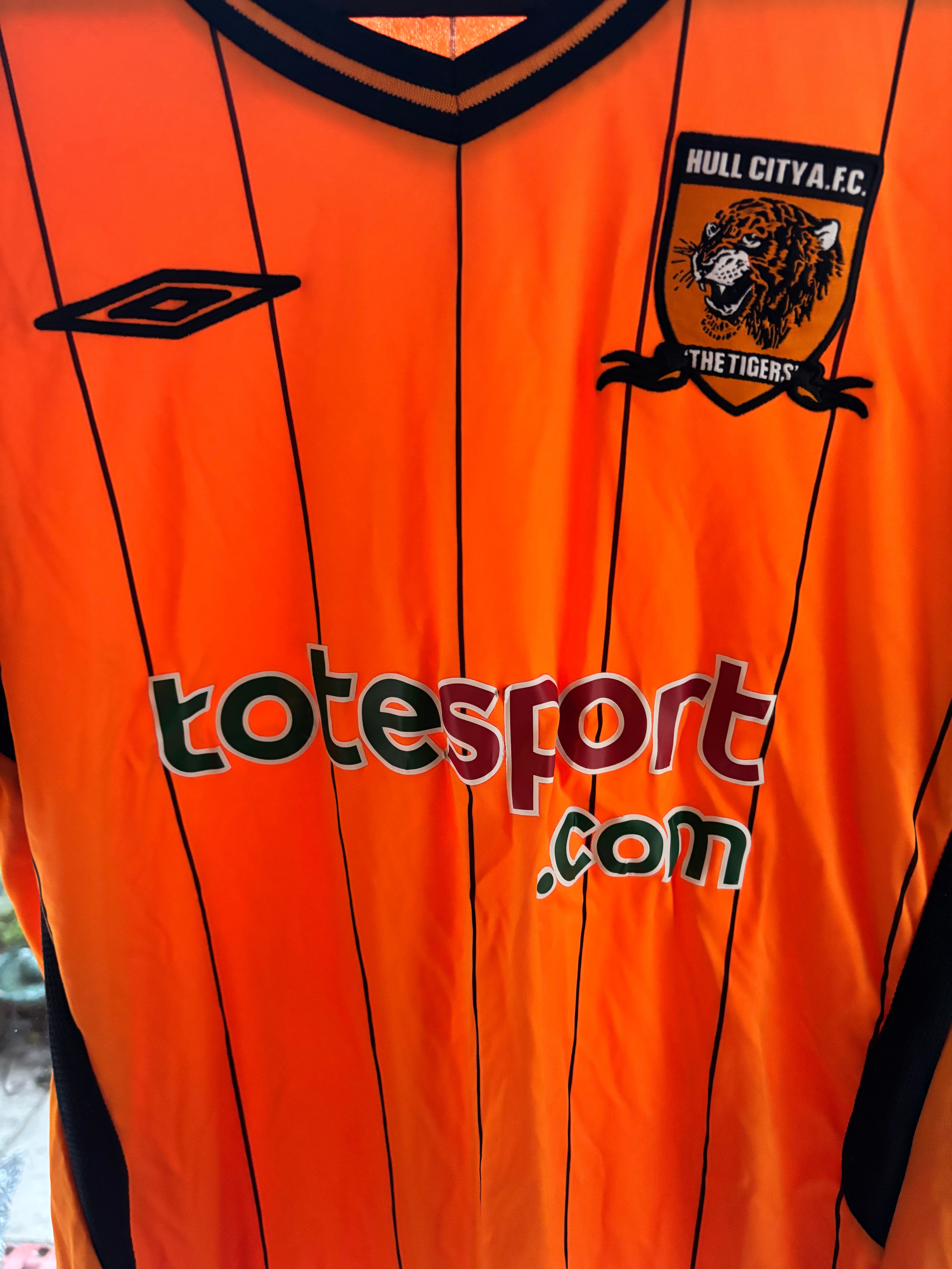 Hull City Home Shirt 2009/10. Ladies Size 8.