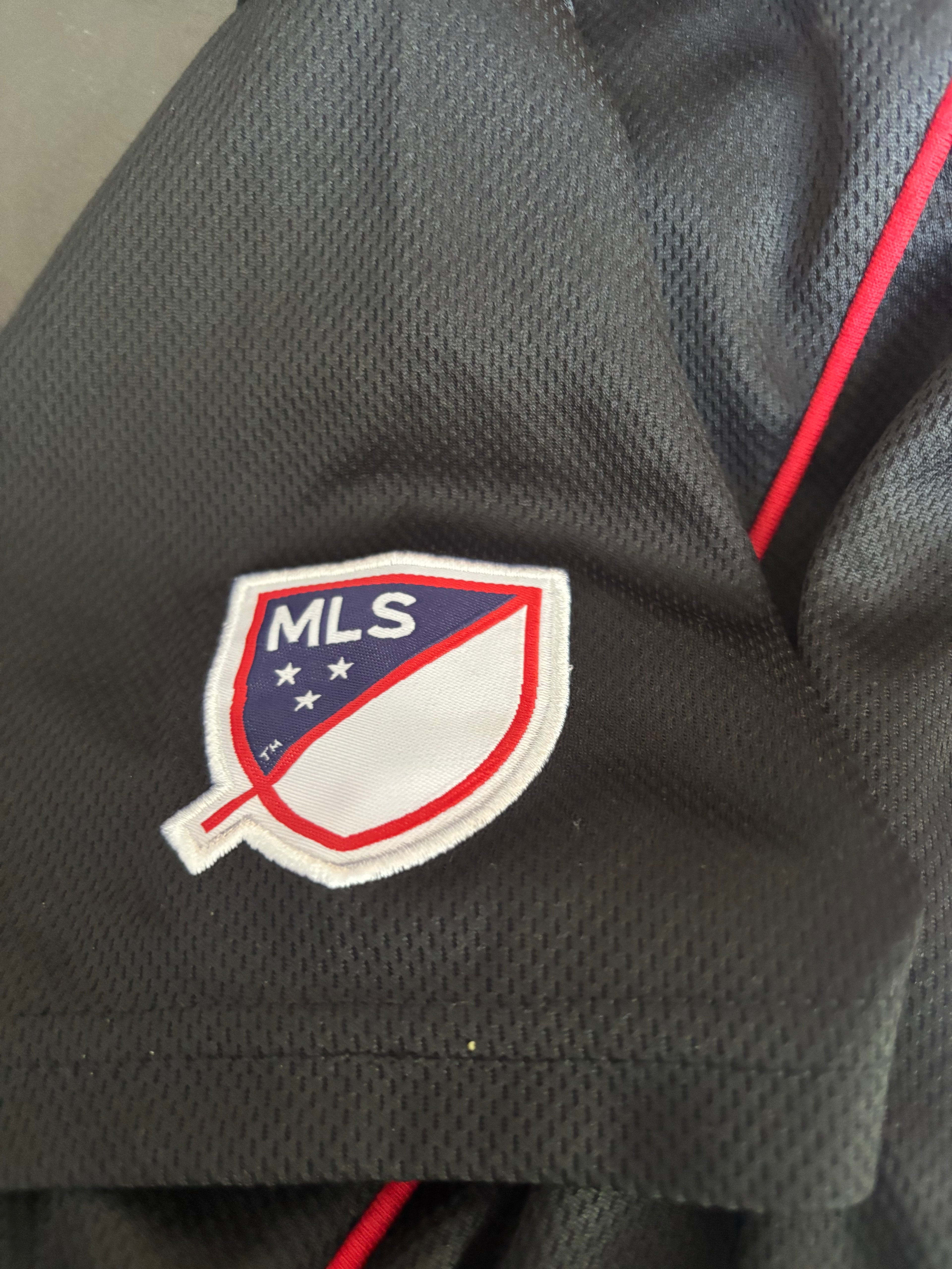 New York Red Bulls Away Shirt. Size Kids 10-11 Years.