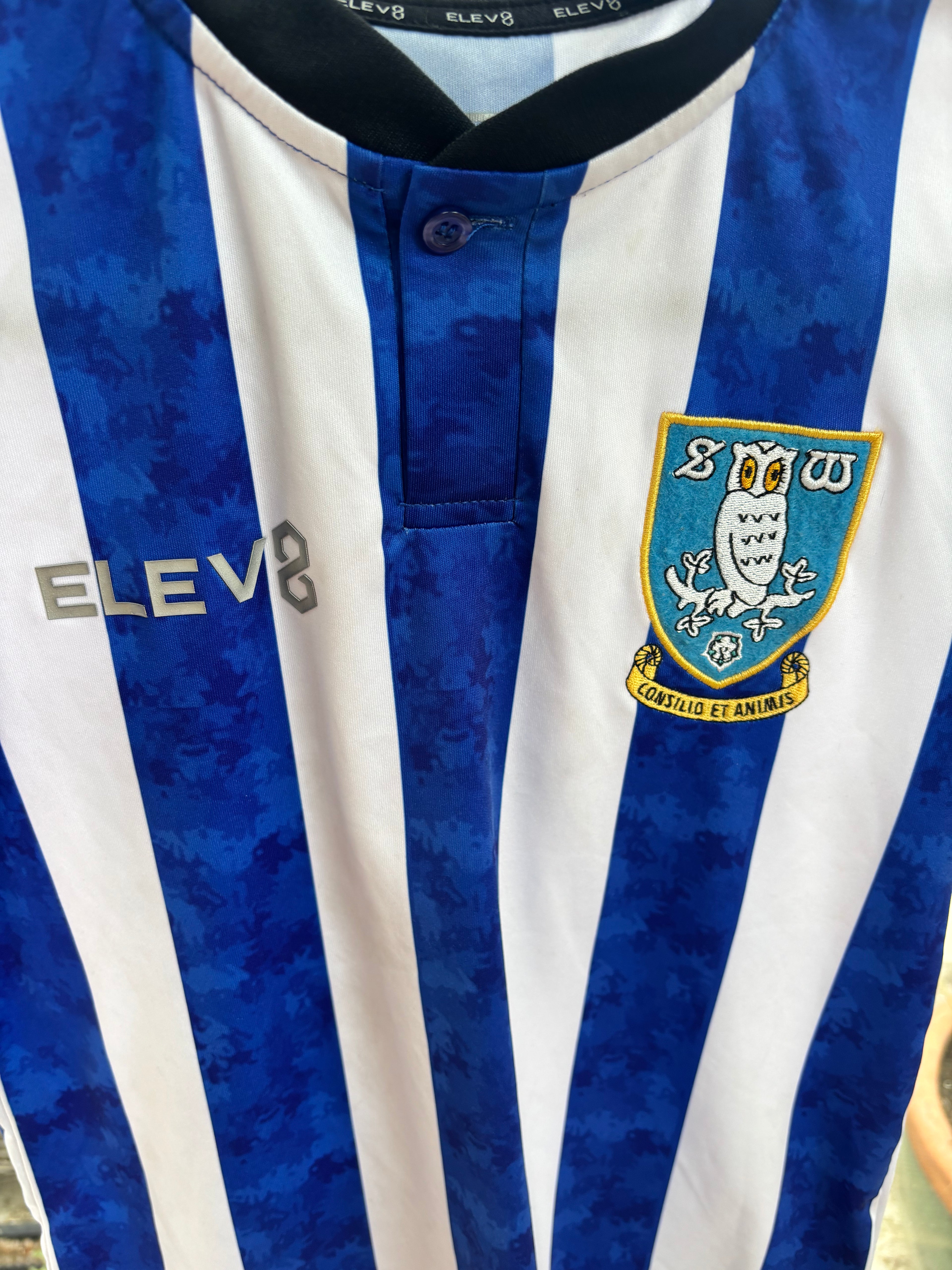 Sheffield Wednesday Home Shirt 2020/21. Size Youth Small.