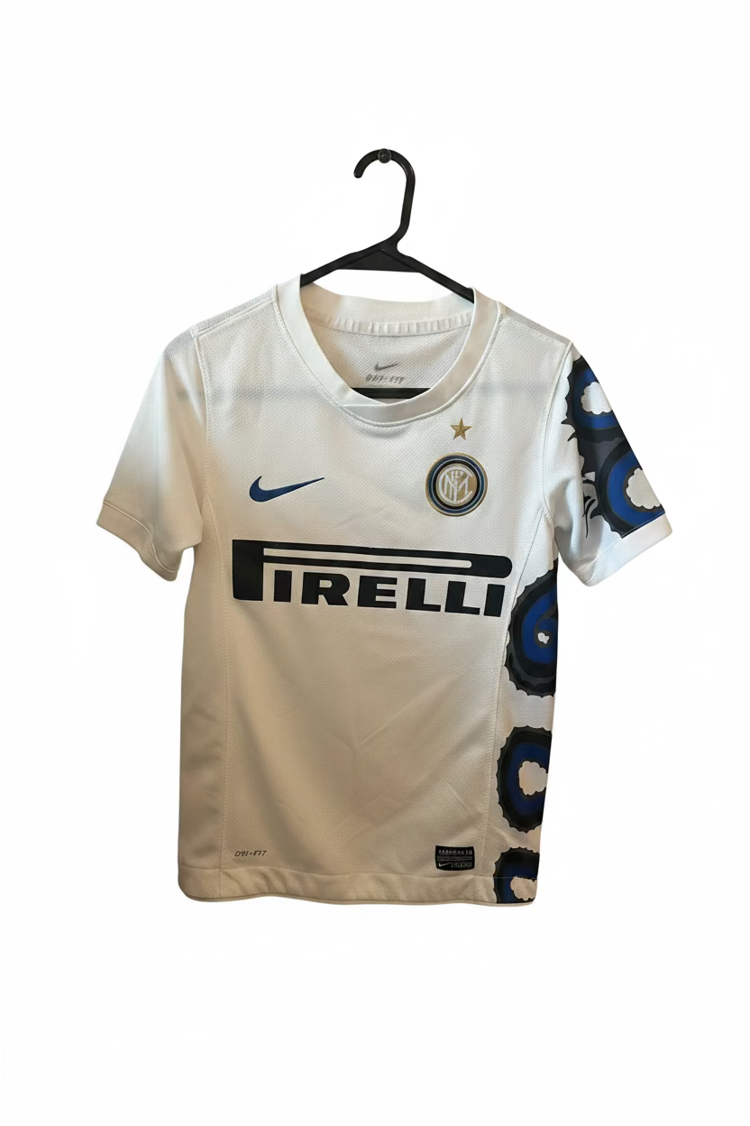 Italy. Inter Milan Away Shirt. Size Kids Age 8 - 10 Years.