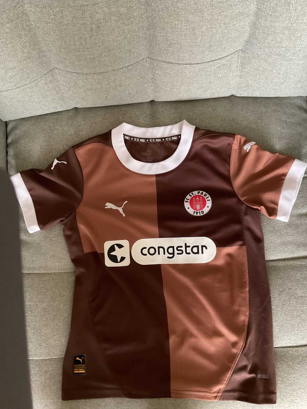 St.Pauli Kids Home Shirt. Size 9-10 Years