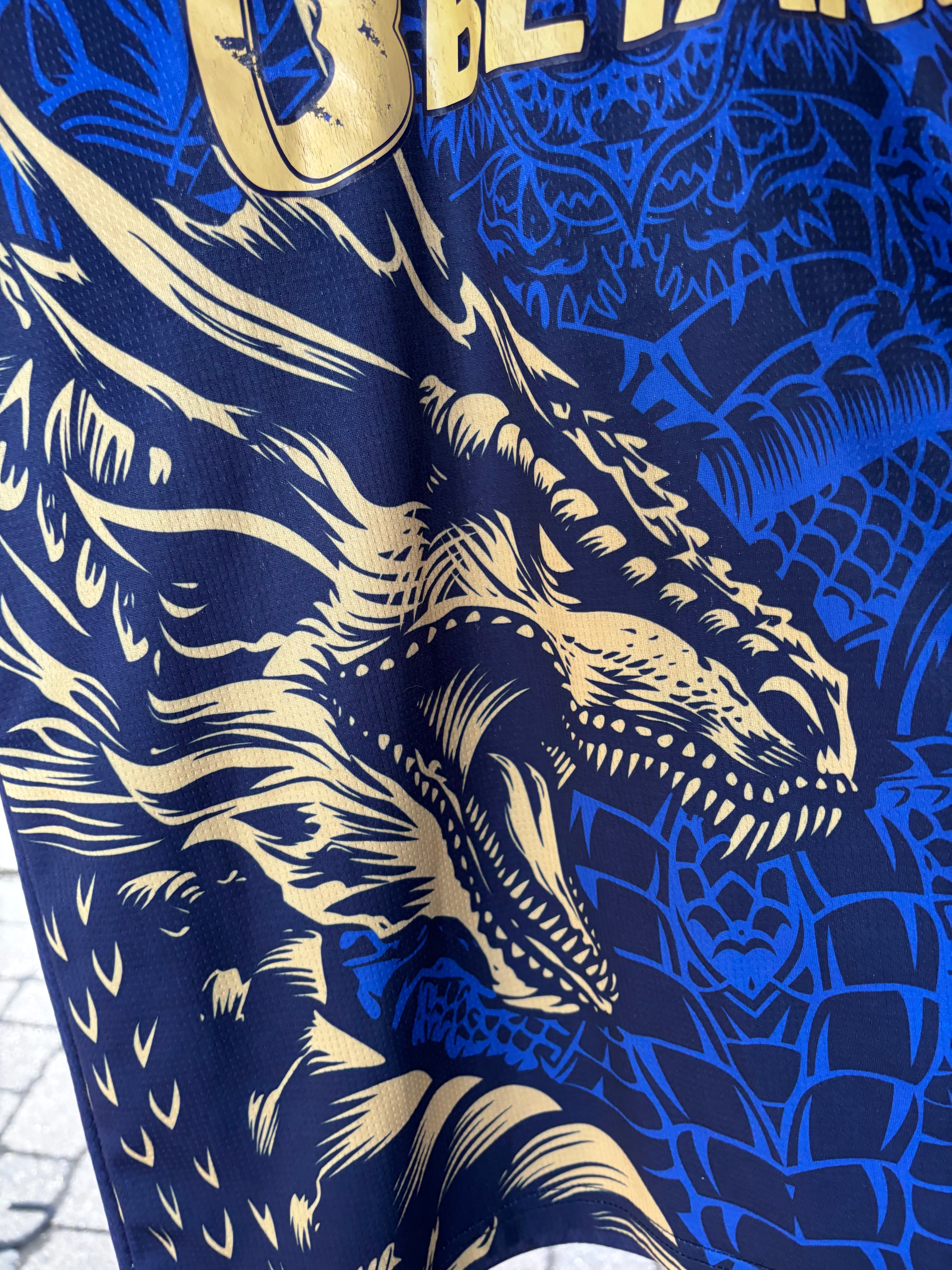 Porto Dragon Shirt. Size