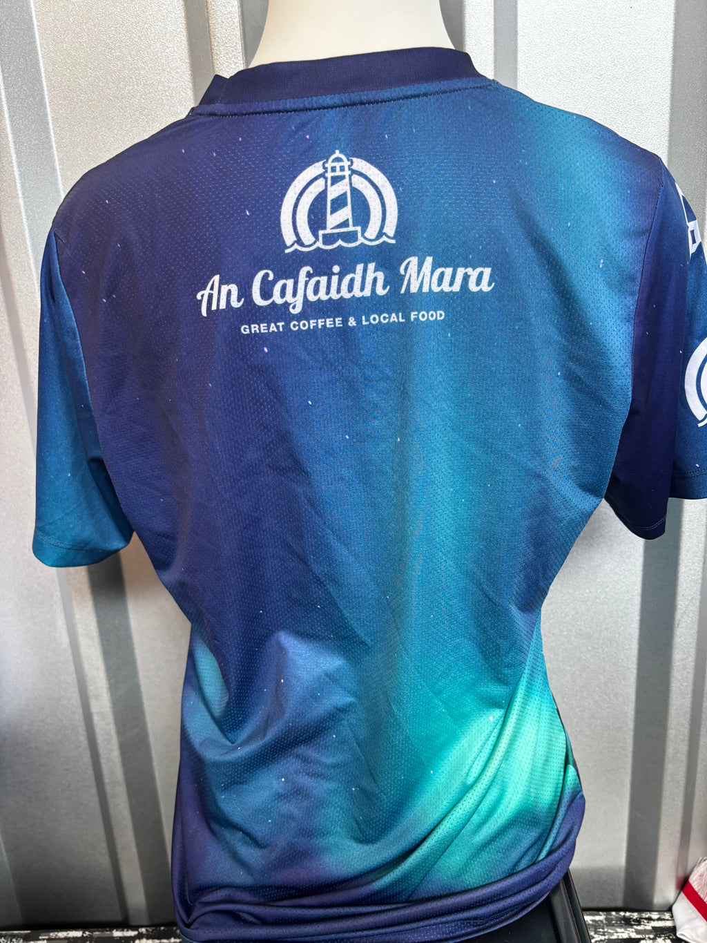 Fort William Football Club Shirt. Size Small.