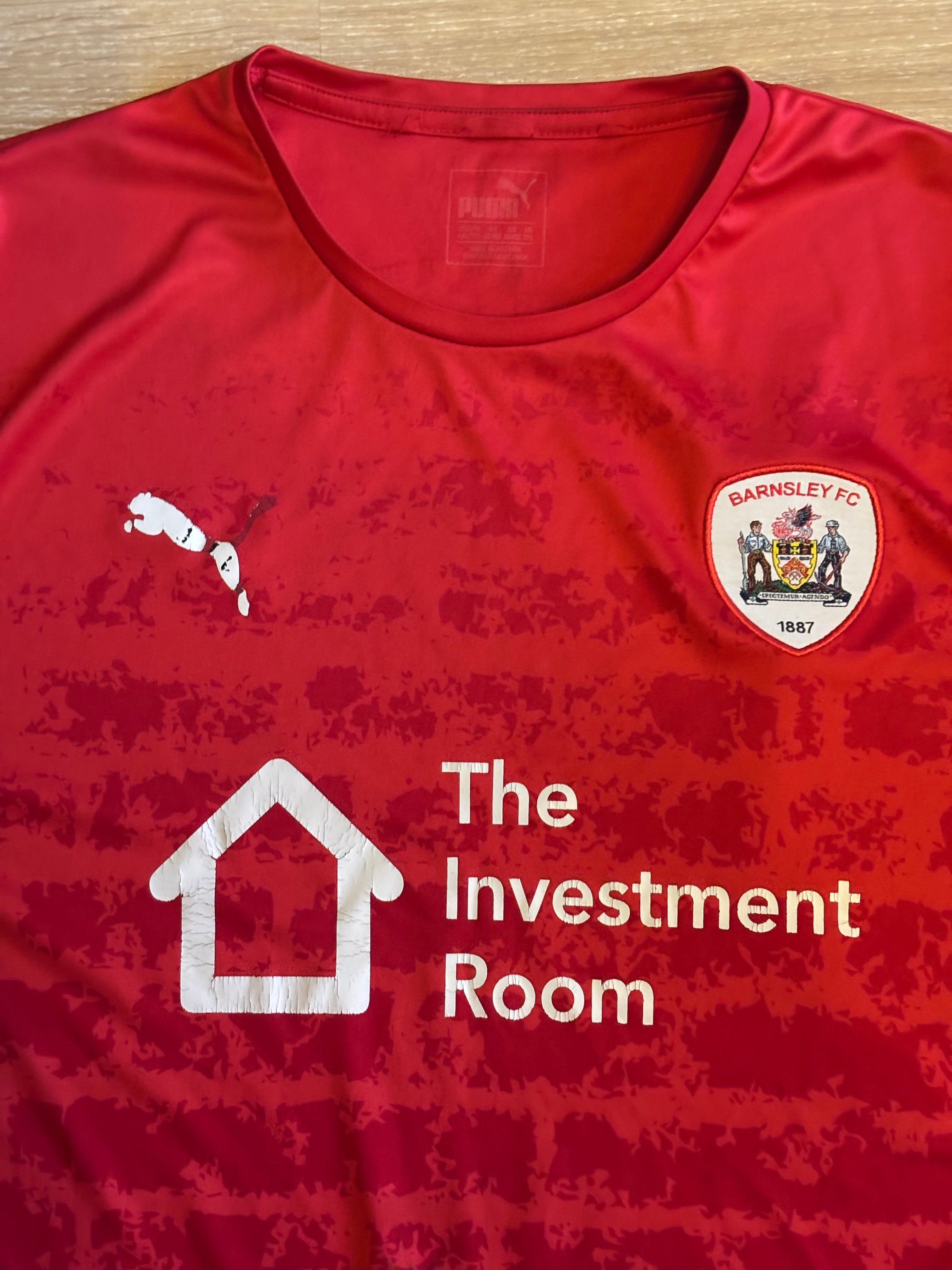 Barnsley Home Shirt. Size YXL.