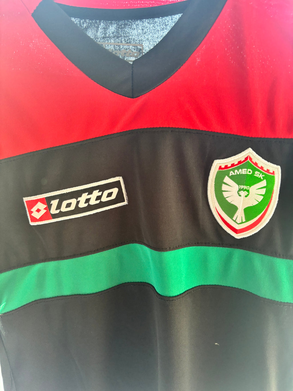 Turkey. Amed SK Shirt. Size Kids Age 9-10 Years.