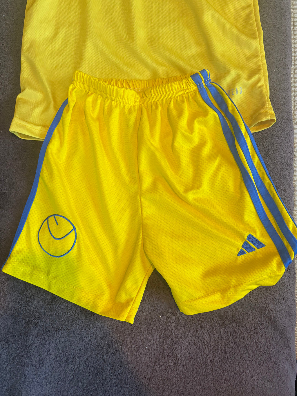 Leeds United Away Kit 24/25. Kids Size XL.