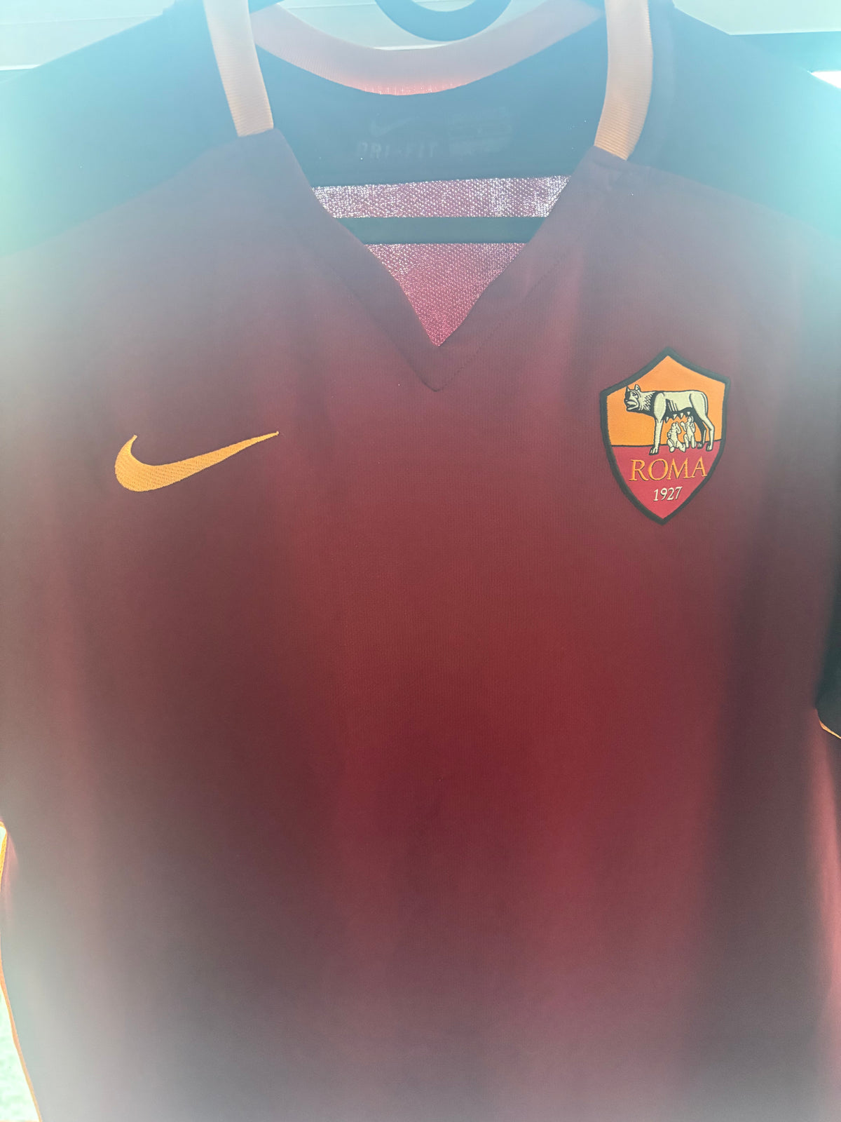 Italy. Roma Home Shirt 2015/16. Size Kids Large.
