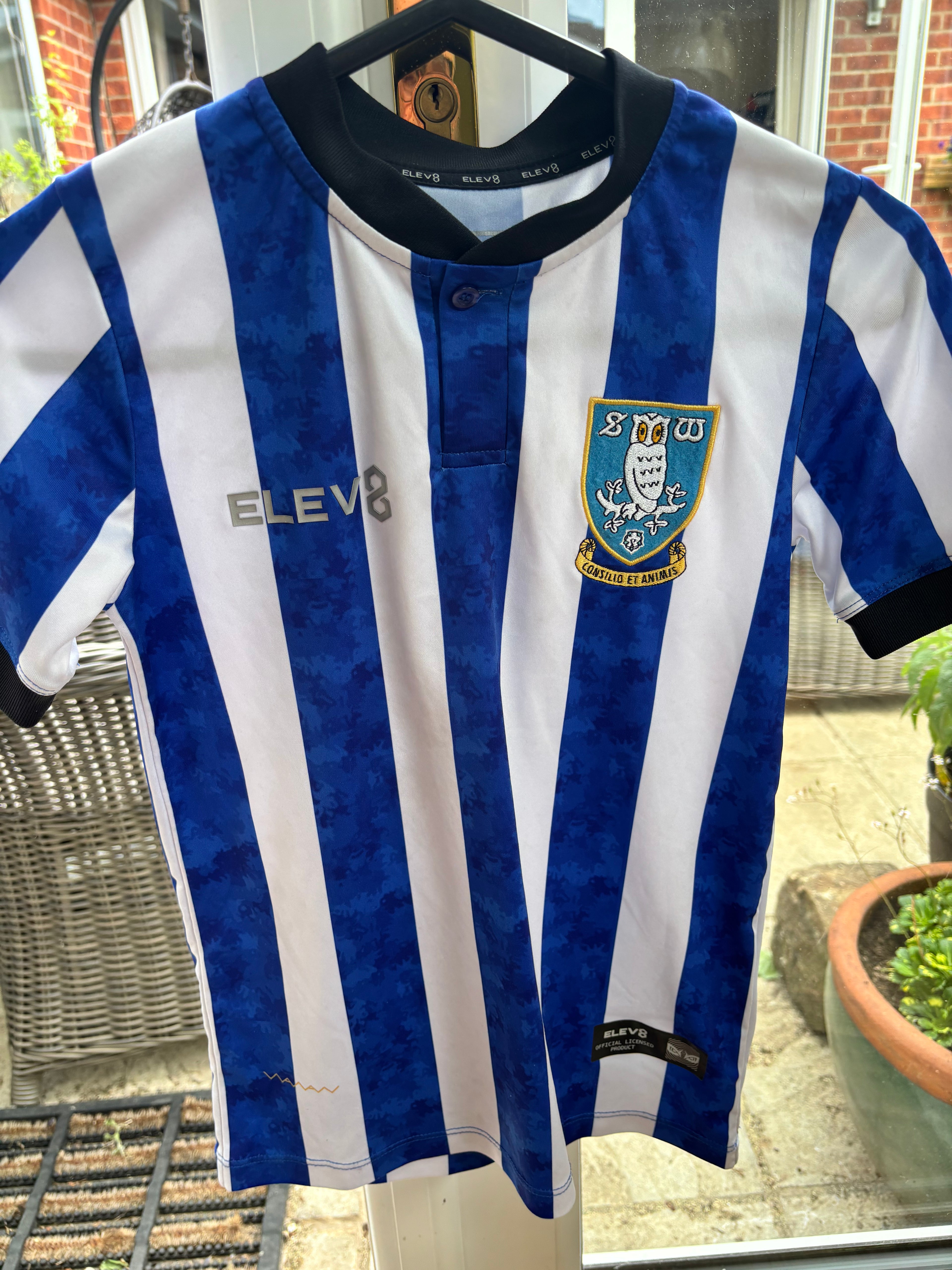Sheffield Wednesday Home Shirt 2020/21. Size Youth Small.
