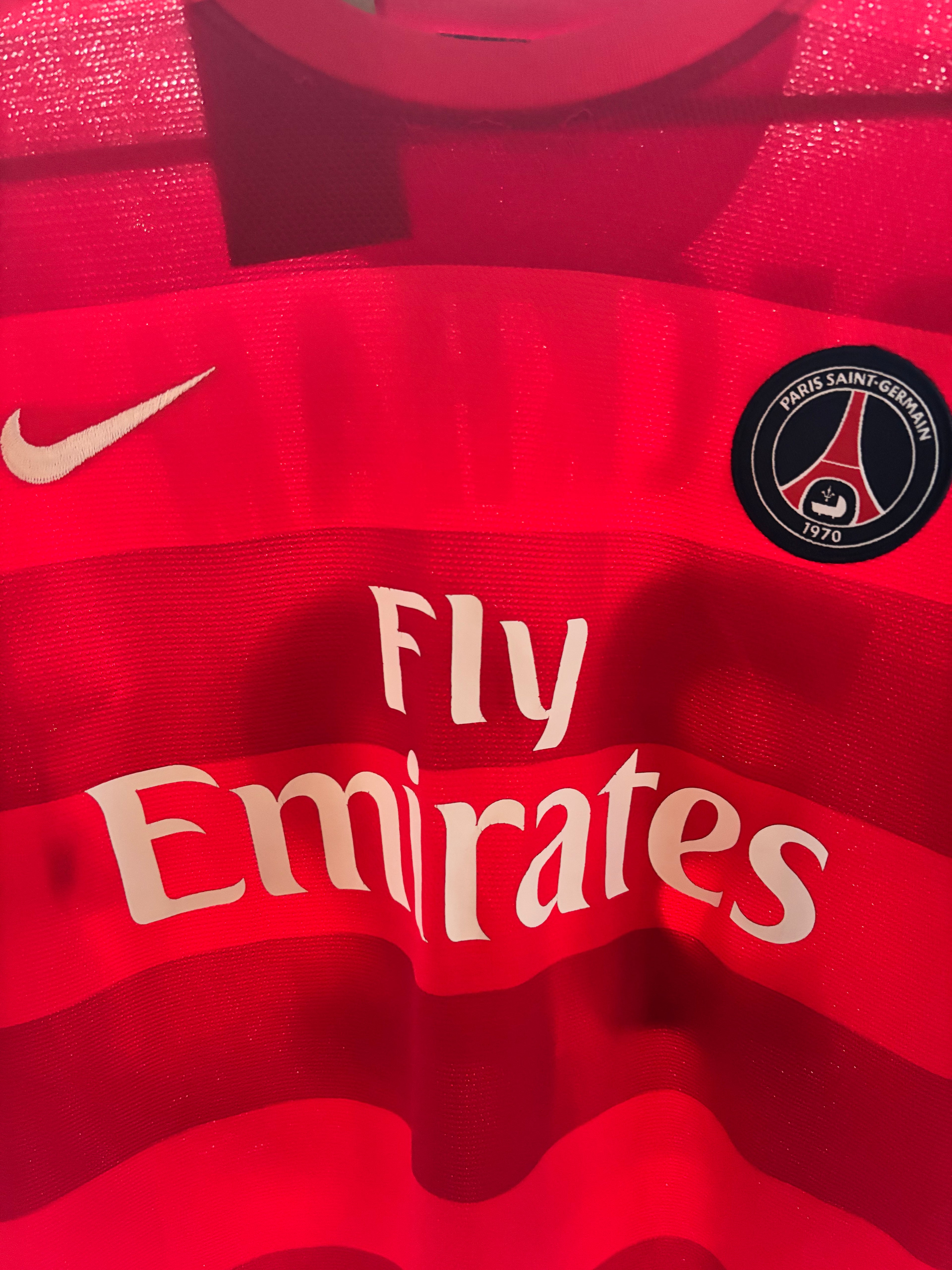 France. Paris St German Away Shirt 2012-13. Beckam 32. Size Medium.