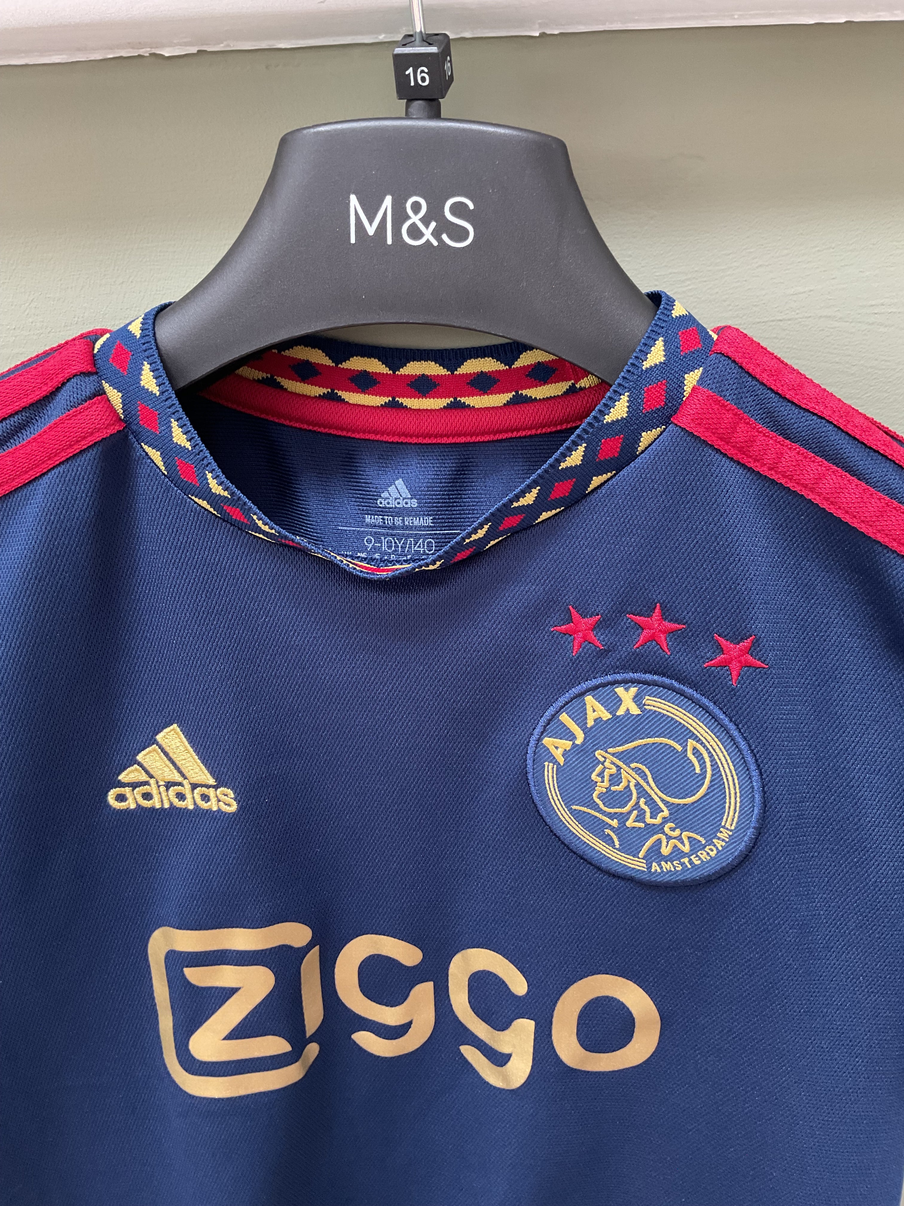 Netherlands. Ajax 22/23 Away Shirt. Size Kids 9-10 Years.