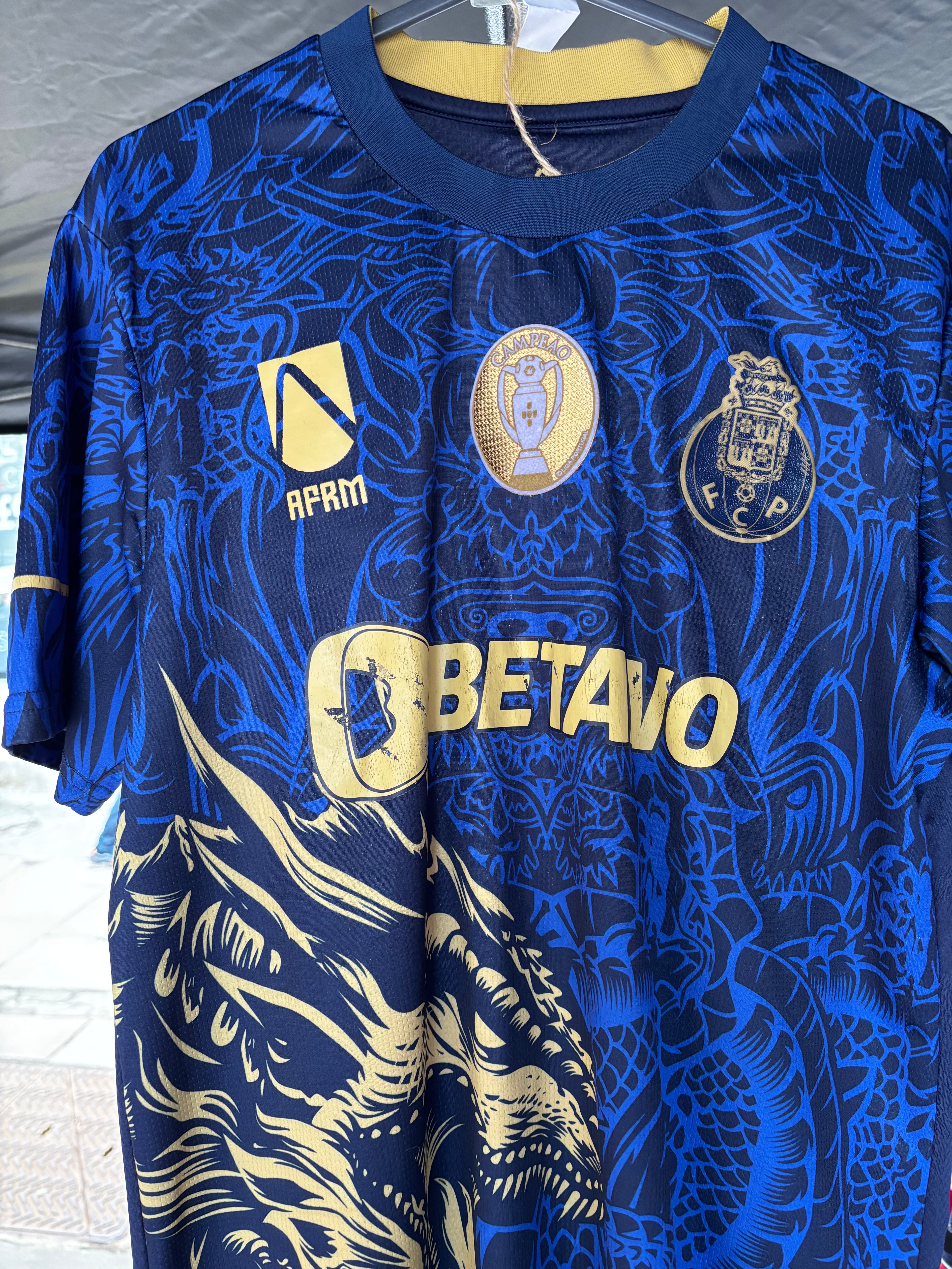 Porto Dragon Shirt. Size