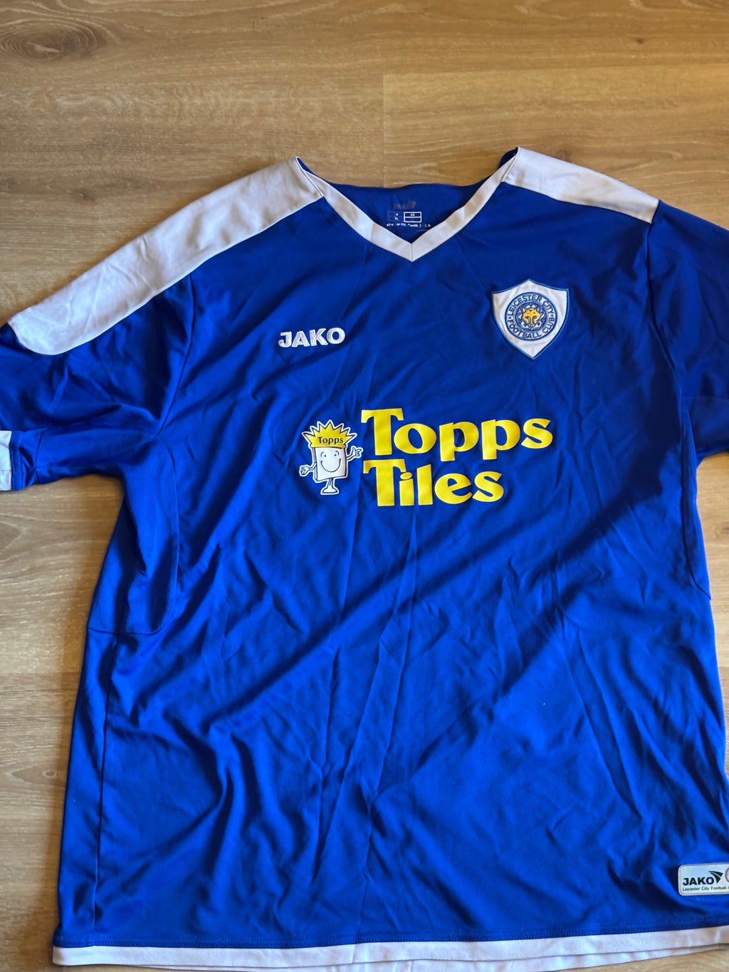 Leicester City Retro Home Shirt. XL