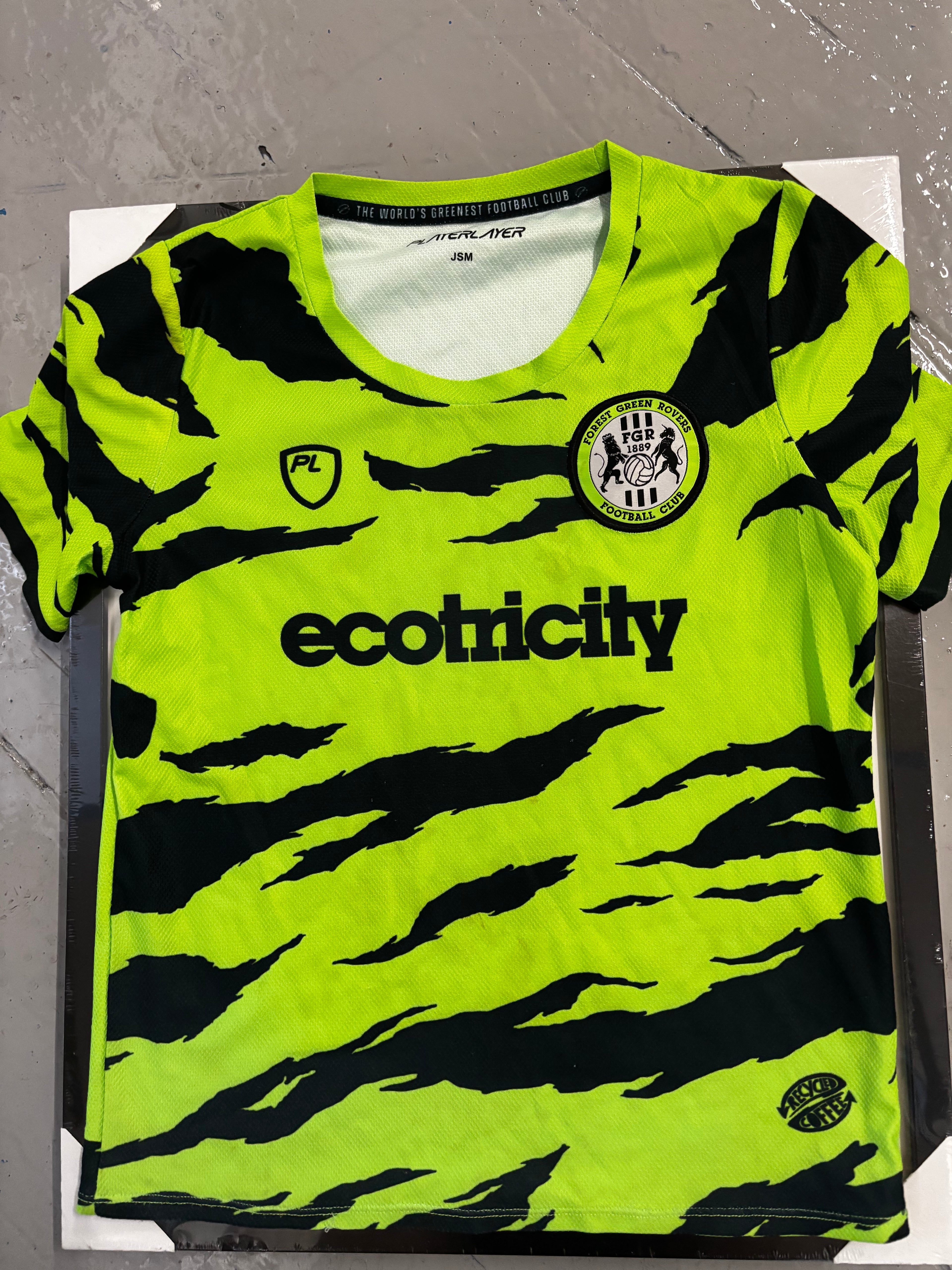 Forest Green Rovers Kids Away Shirt. Size Junior Small.