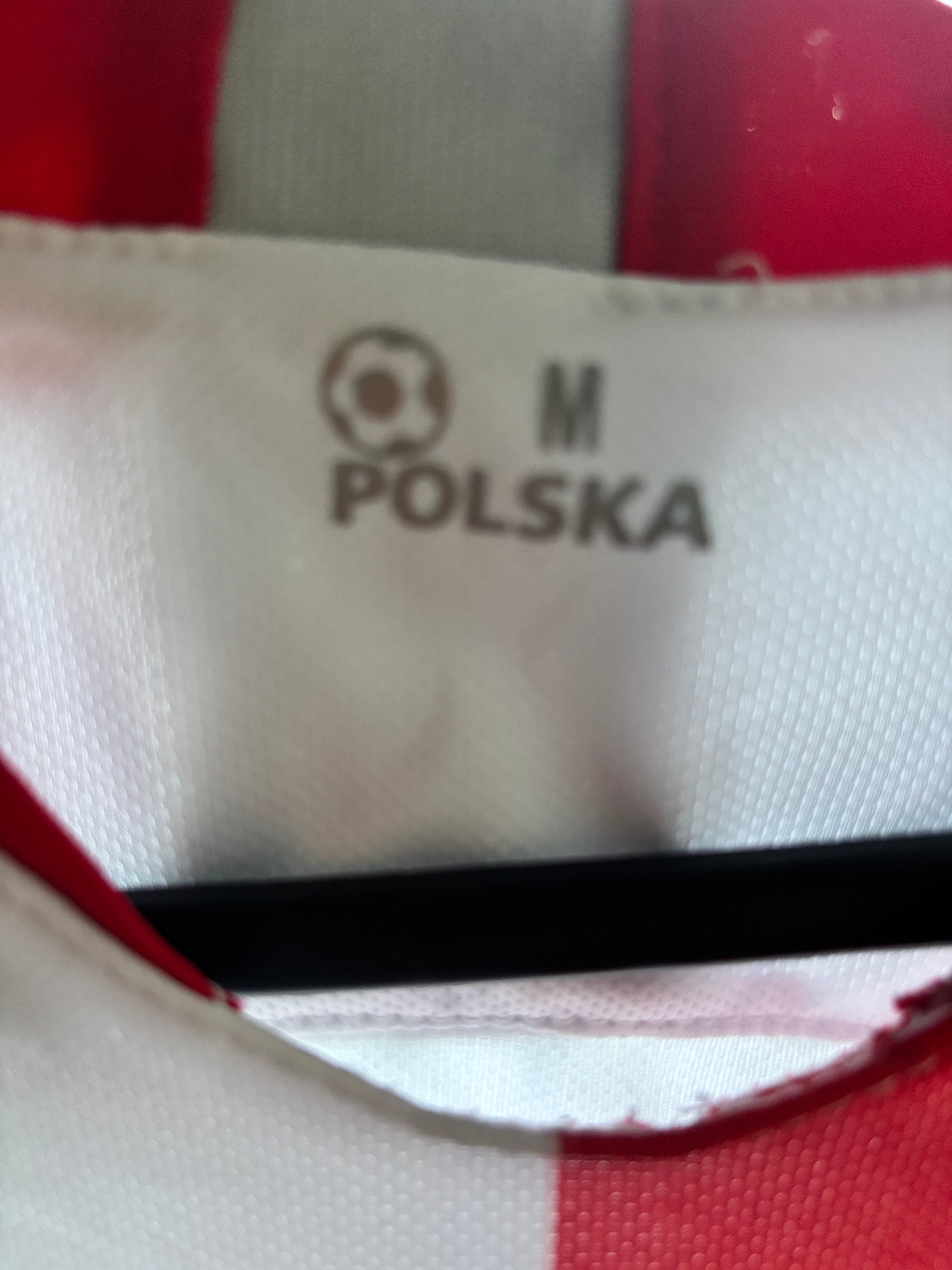 Poland Shirt. Lewandowski 9. Size Medium.