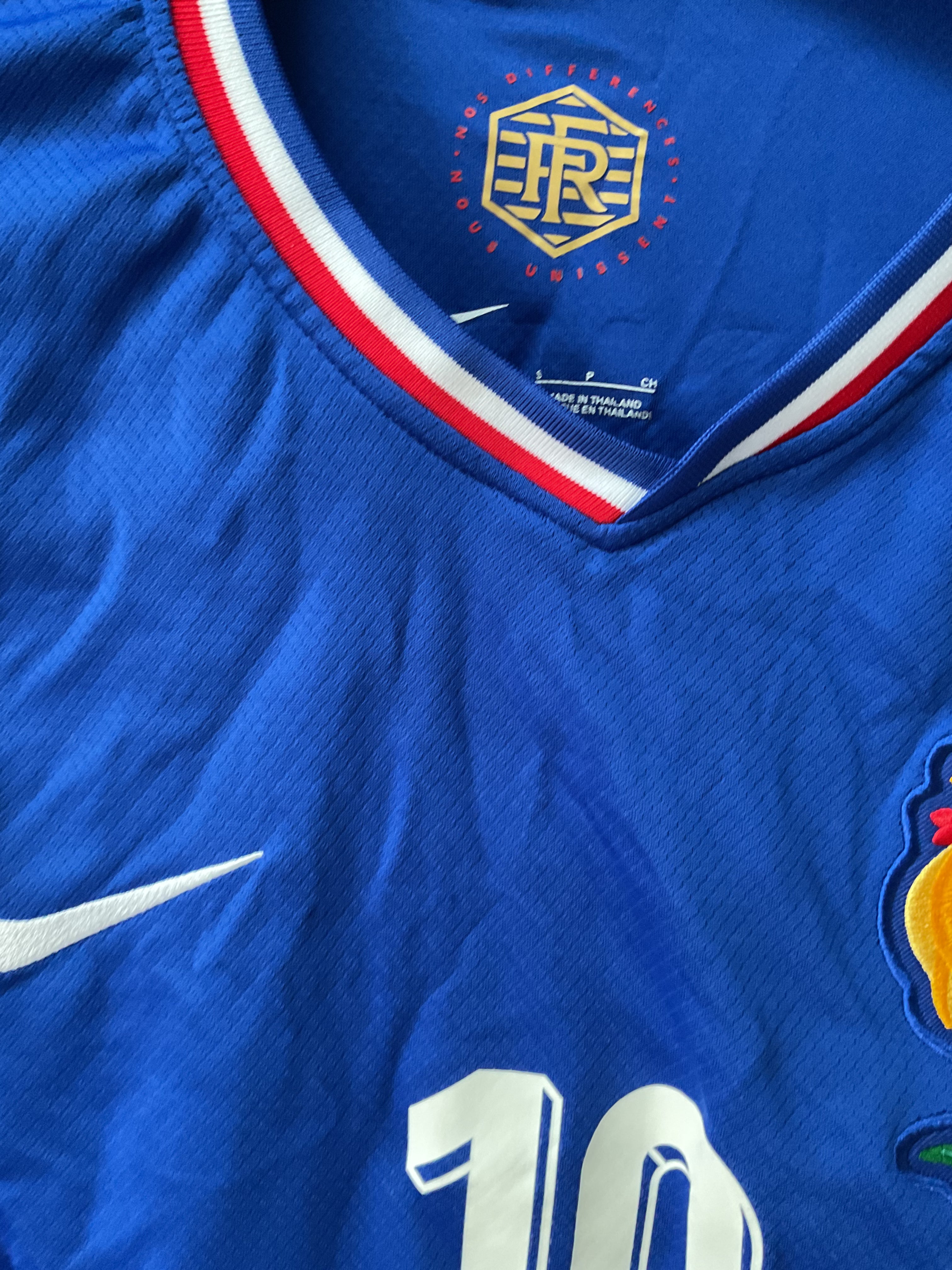 French Shirt. Mbappe 10. Size Children’s Small