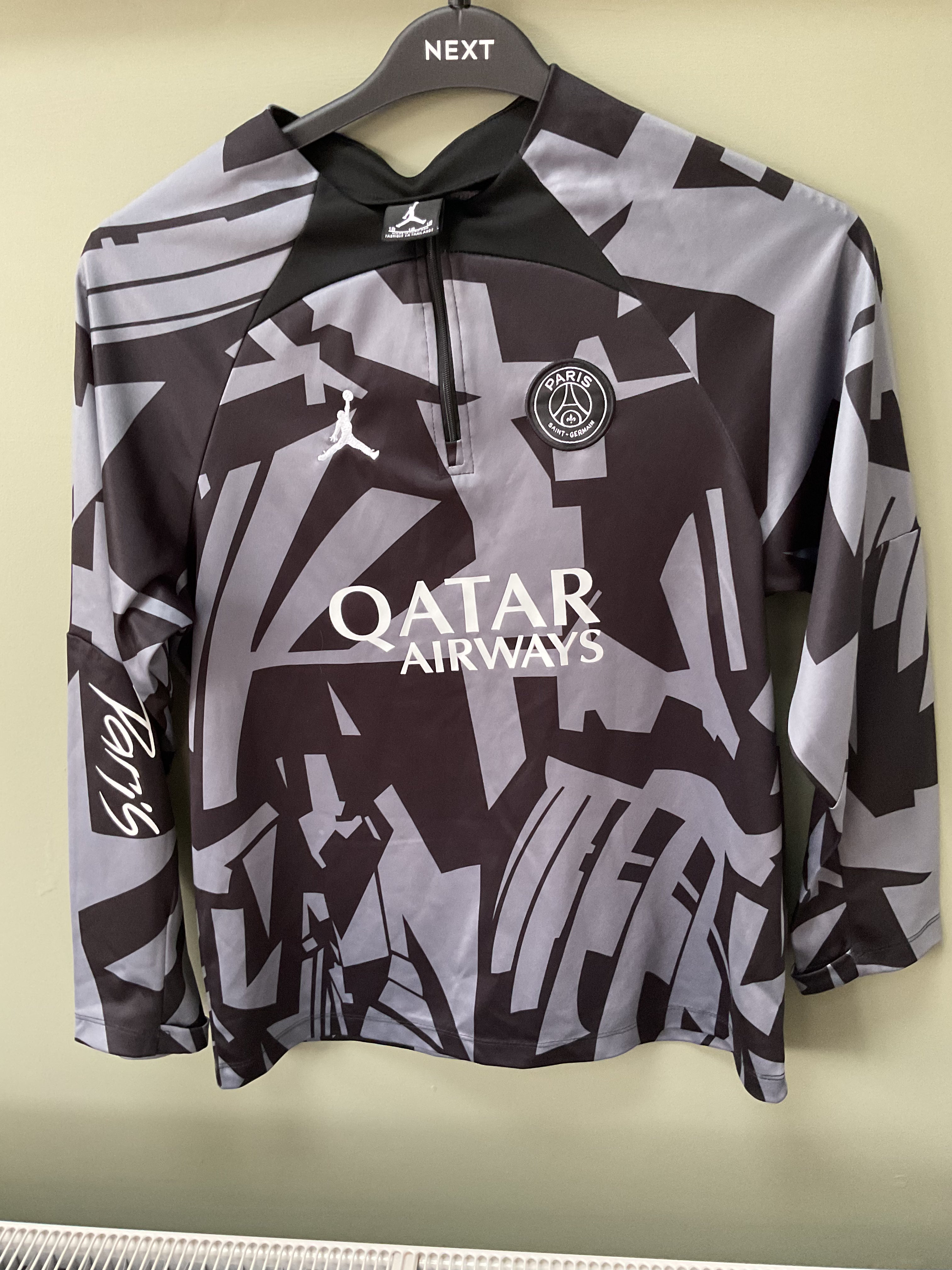 Paris Saint Germain 1/4 Zip Jacket. Size 18.