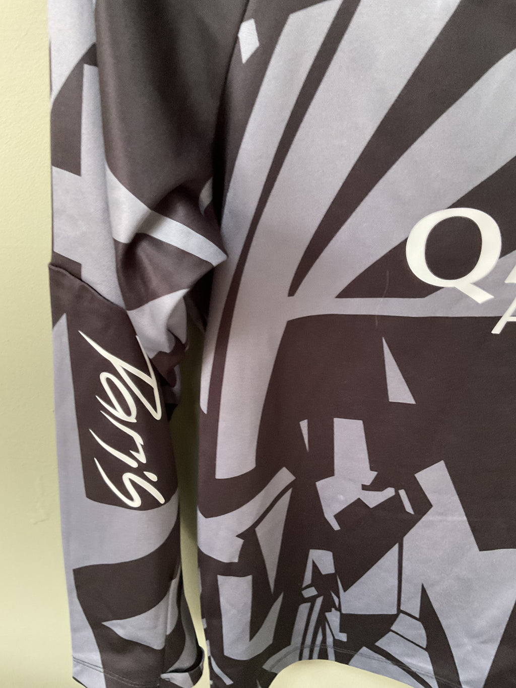 Paris Saint Germain 1/4 Zip Jacket. Size 18.