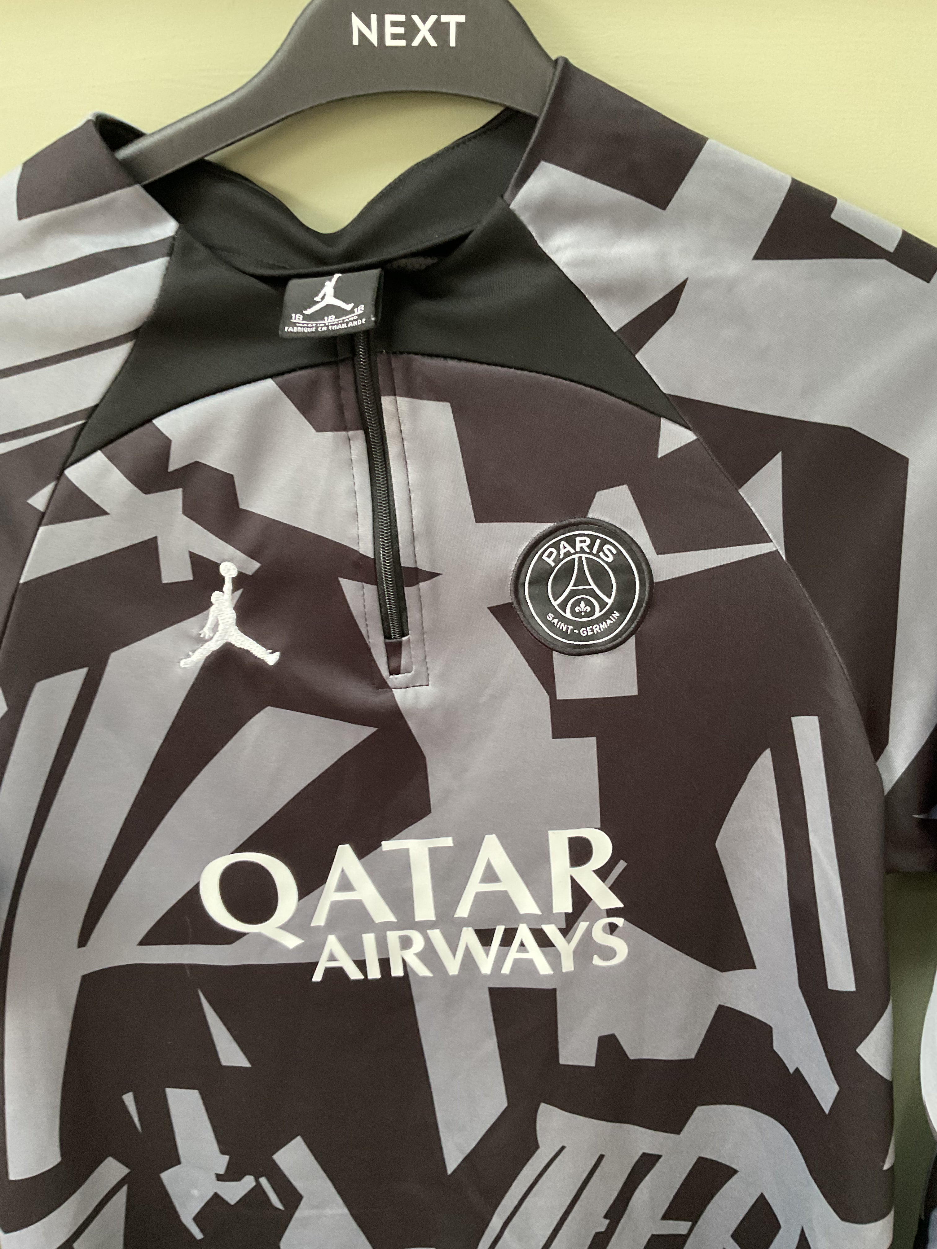 Paris Saint Germain 1/4 Zip Jacket. Size 18.