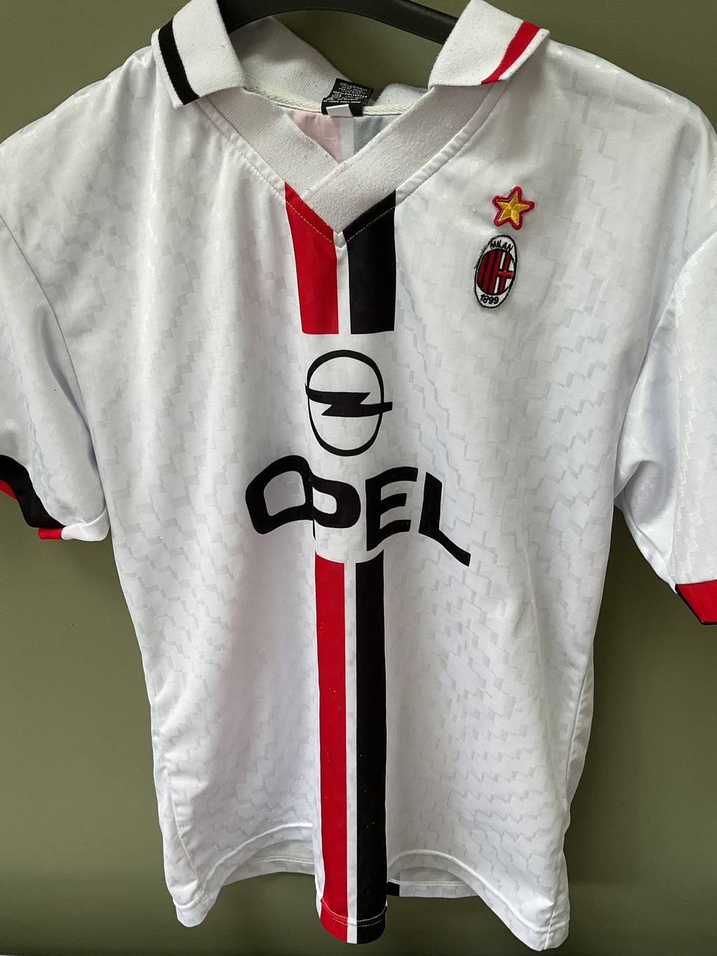 AC Milan Away Shirt. Size Medium.