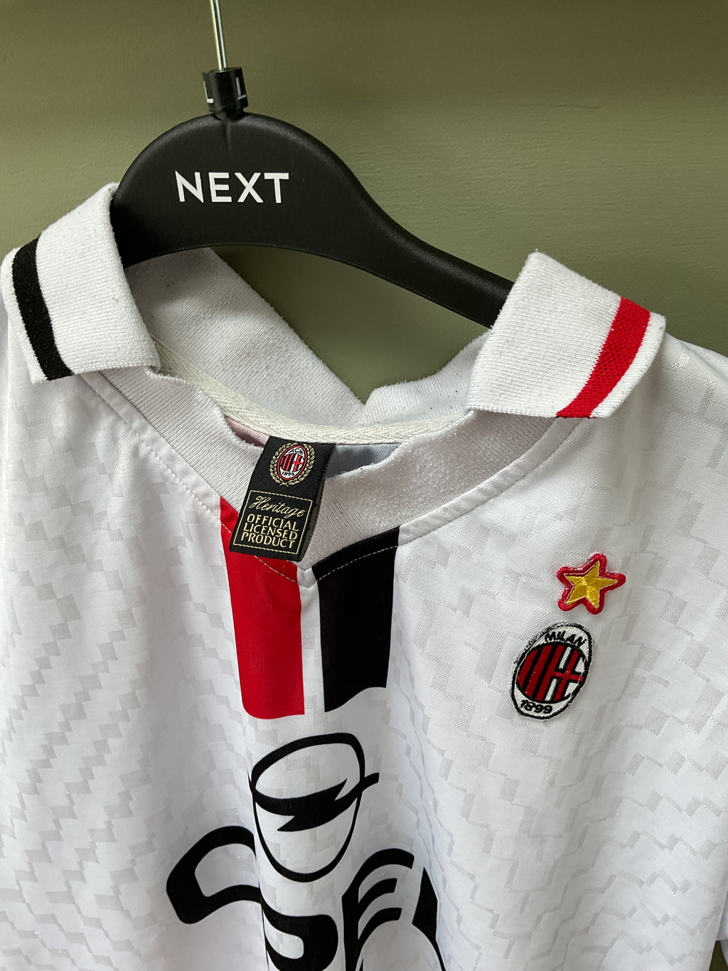 AC Milan Away Shirt. Size Medium.