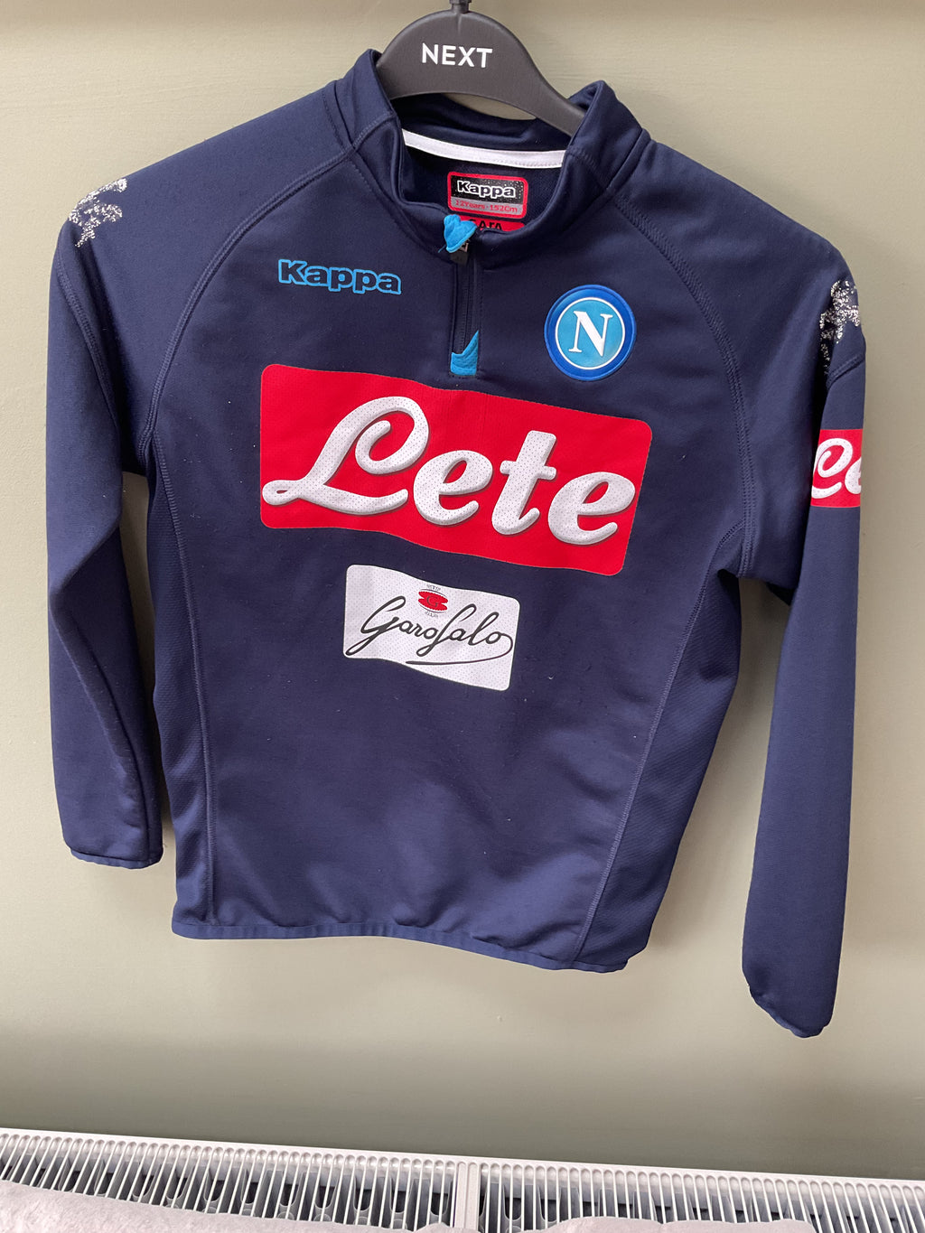Napoli 1/4 Zip Top. Kids Size 12 Years.