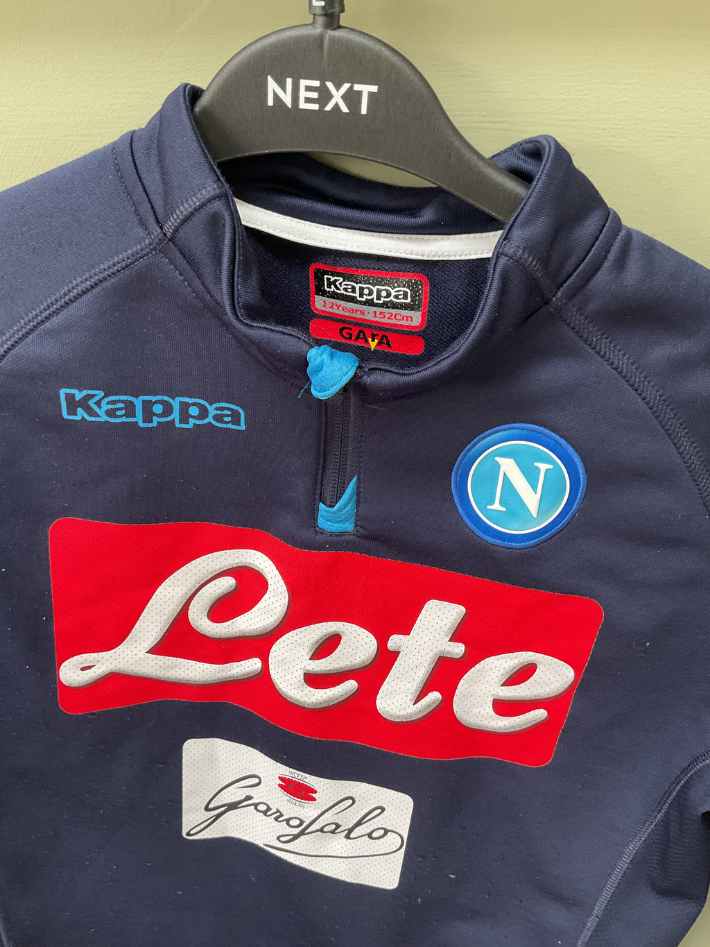 Napoli 1/4 Zip Top. Kids Size 12 Years.