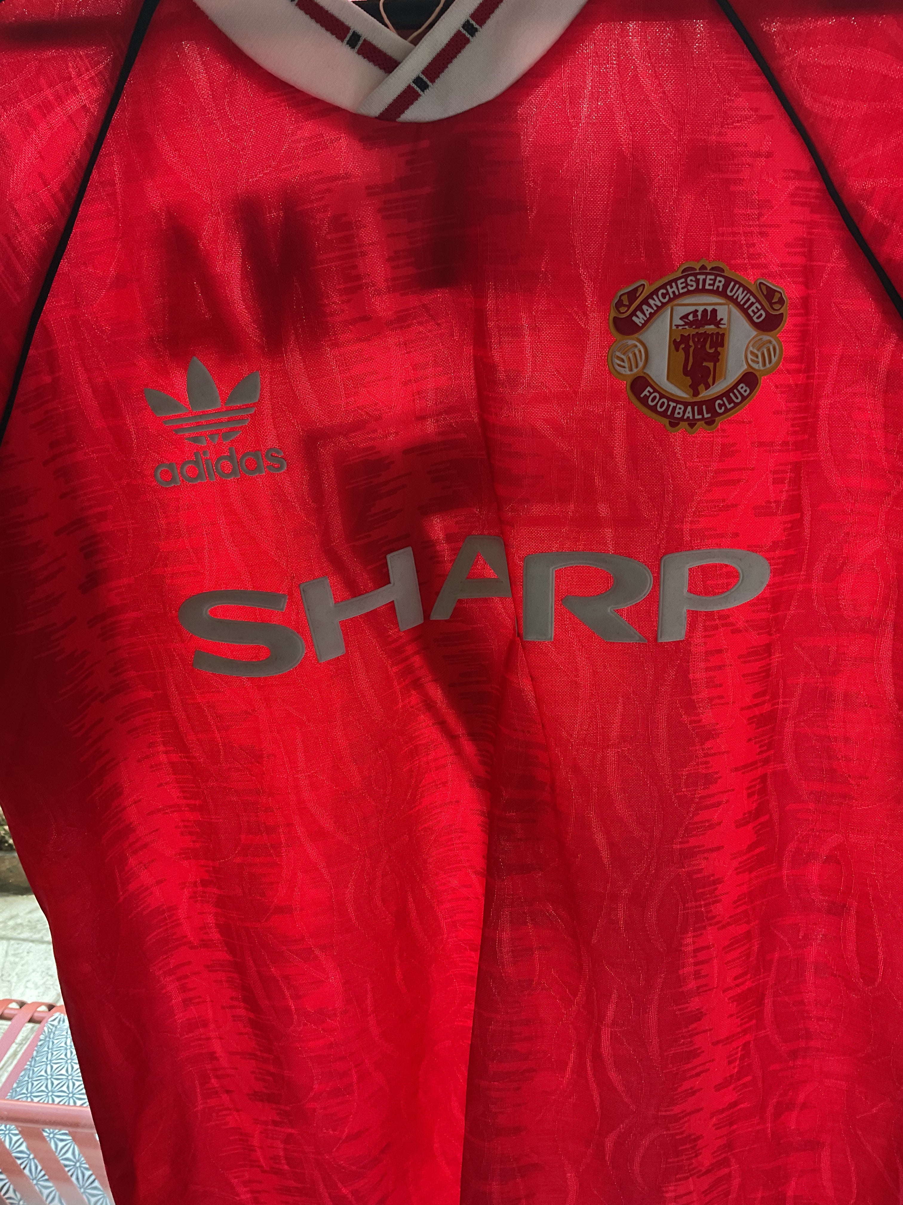 Manchester United Home Shirt. Size Large.