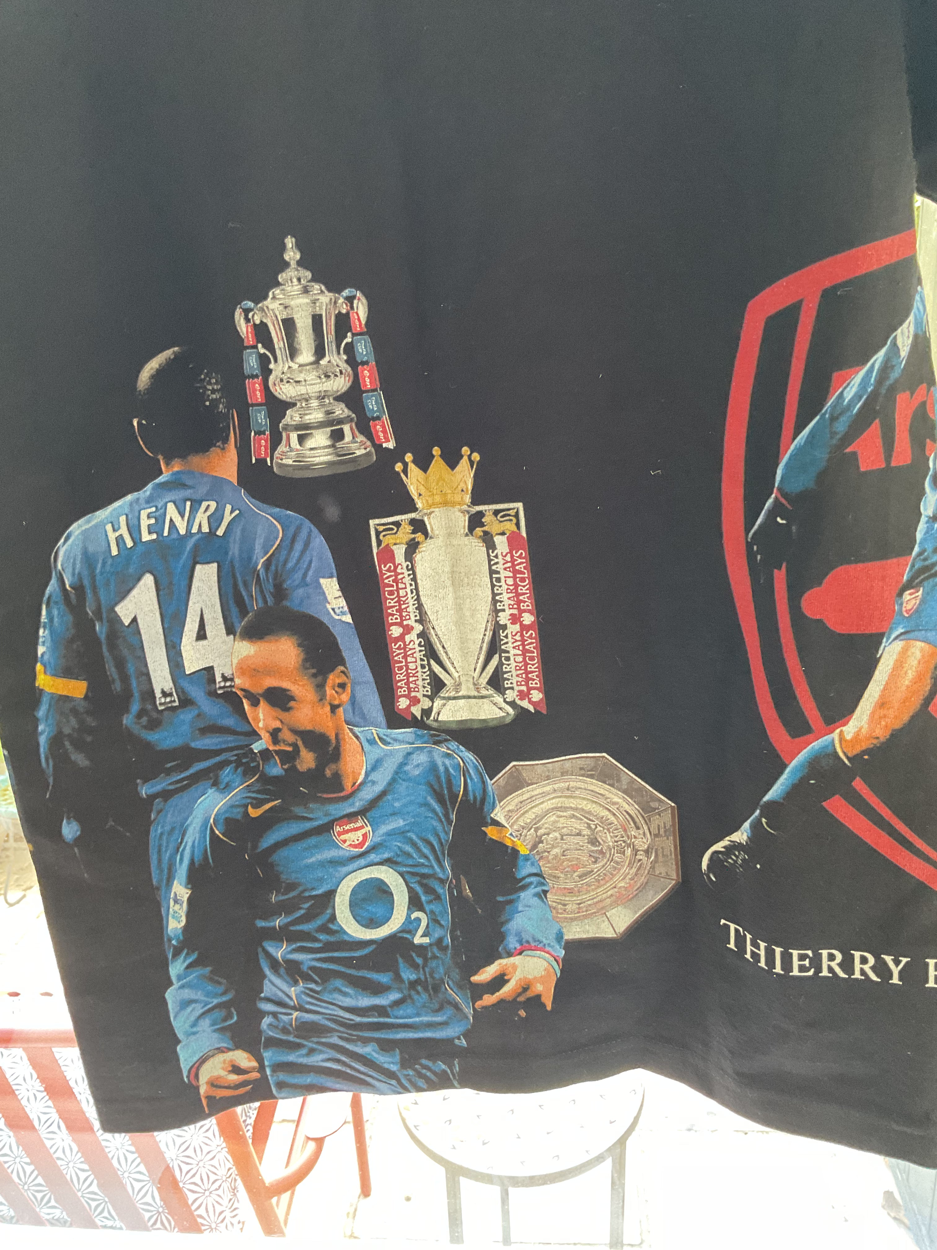 Arsenal Thierry Henry Tribute Shirt. Size Small