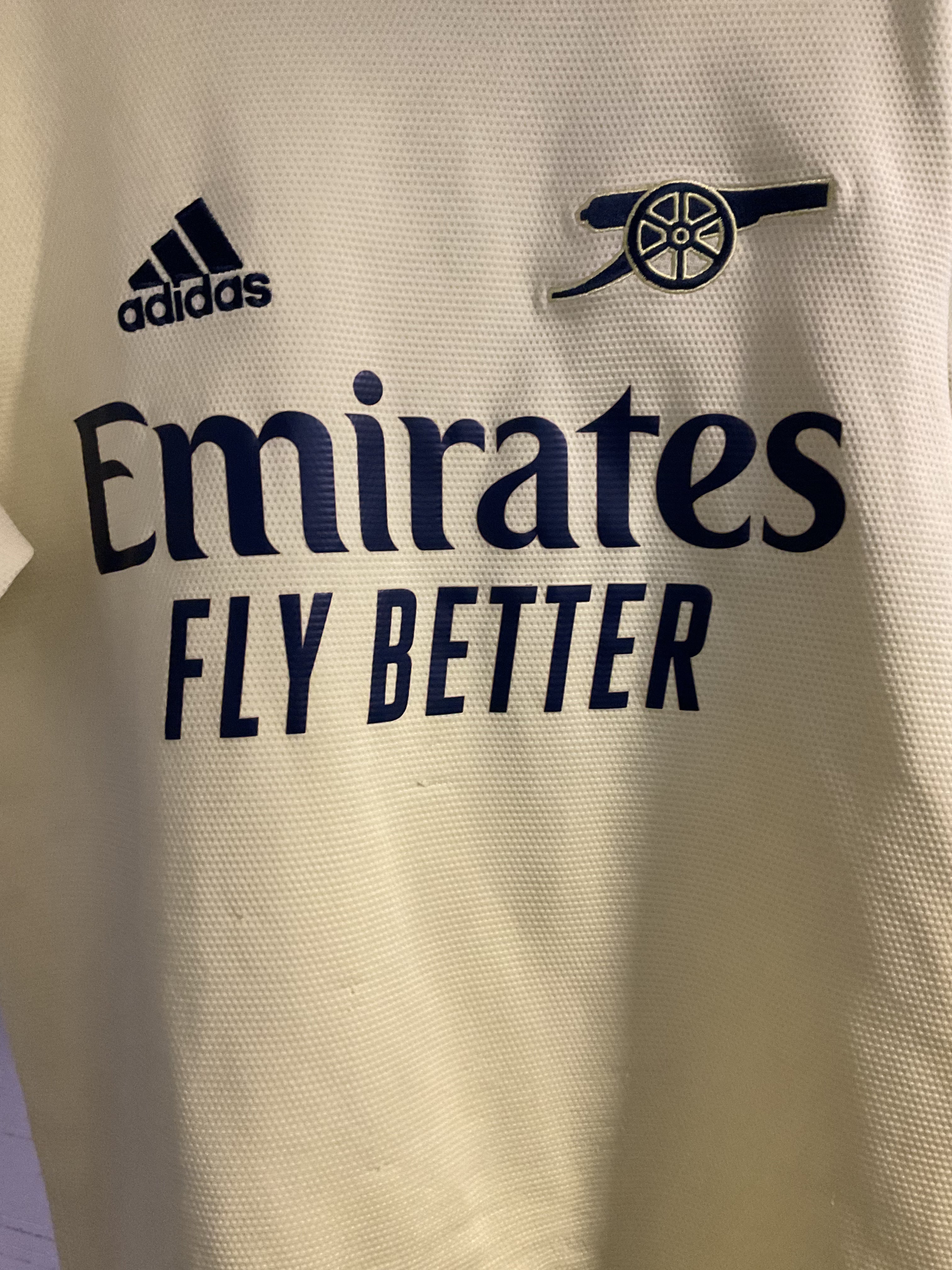 Arsenal Kids Away Shirt. Size Age 13/14.