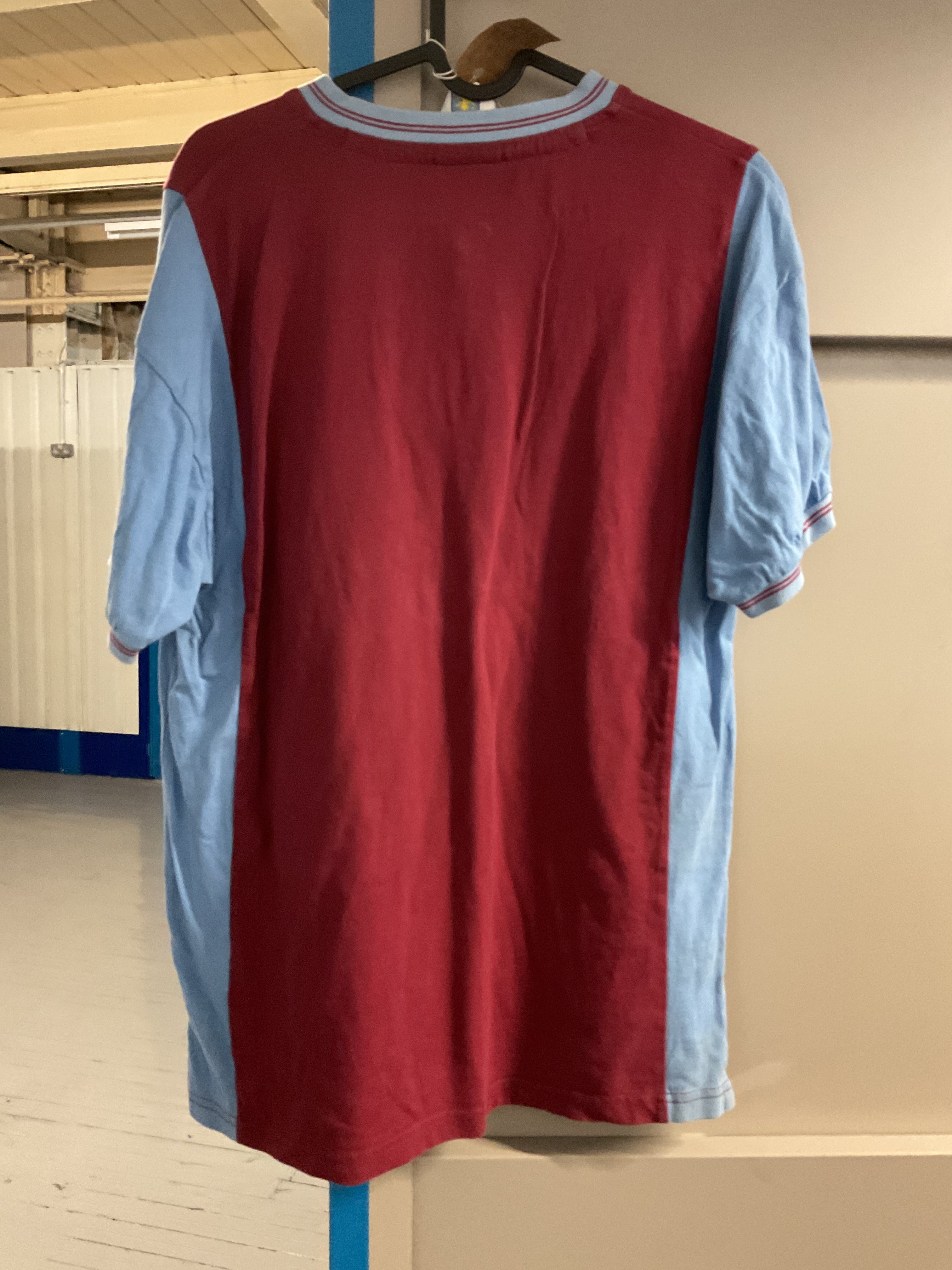 Aston Villa Retro 1980s Home Shirt. Size Medium.
